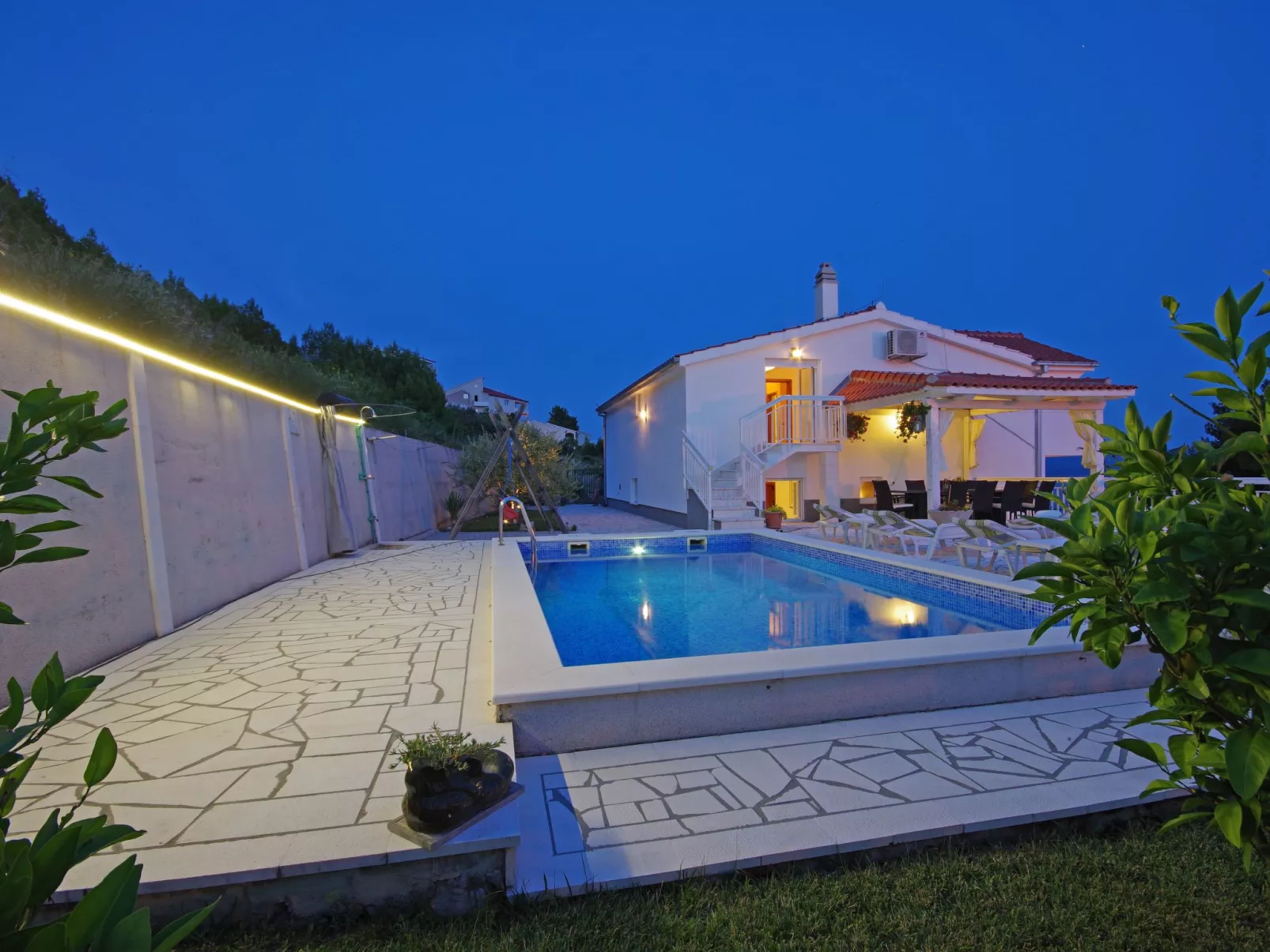 Villa Martina Matea große Villa mit beheiztem Pool