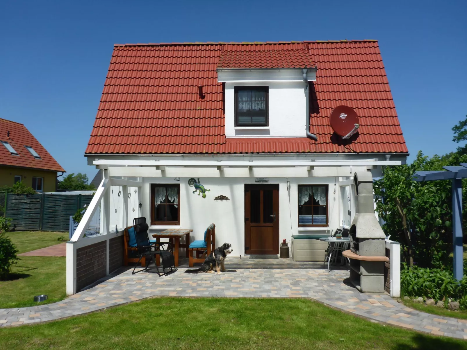 Behagliches Ferienhaus mit Garten und Terrasse