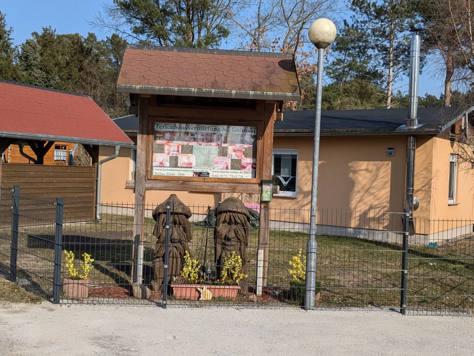 Mit Garten, Grill und Terrasse