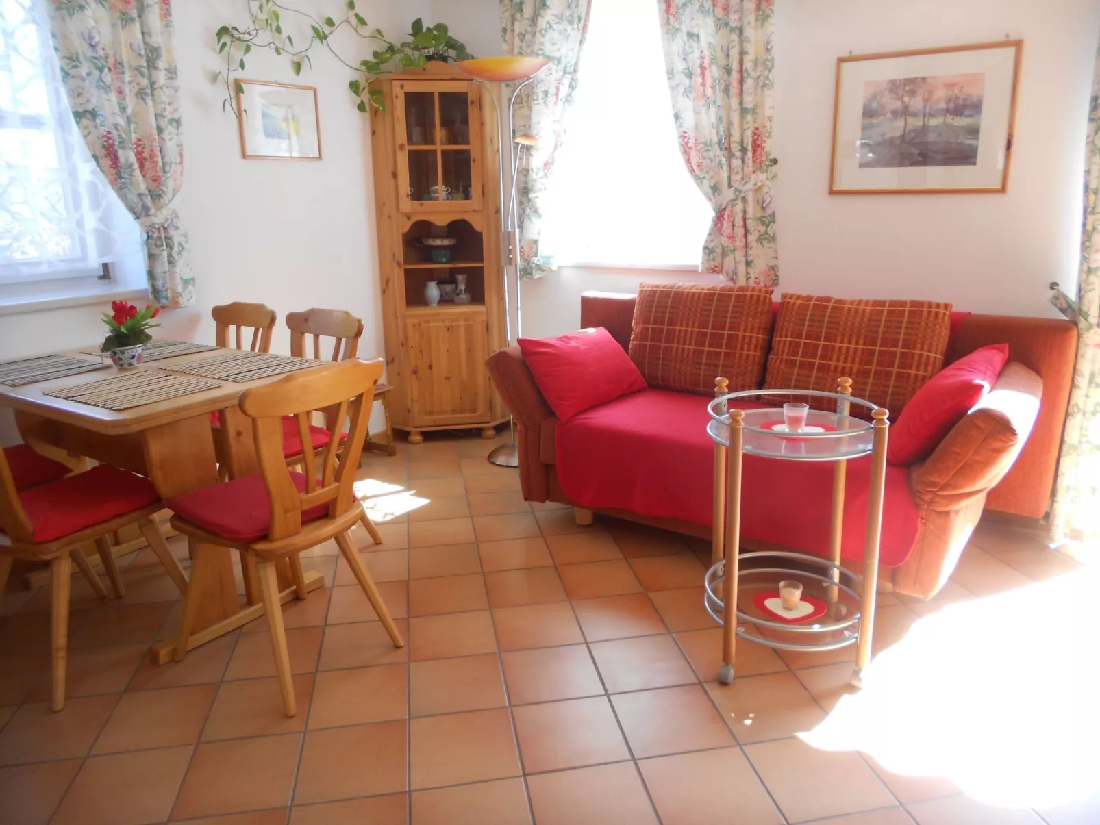 Mit Gemeinschaftspool und Terrasse