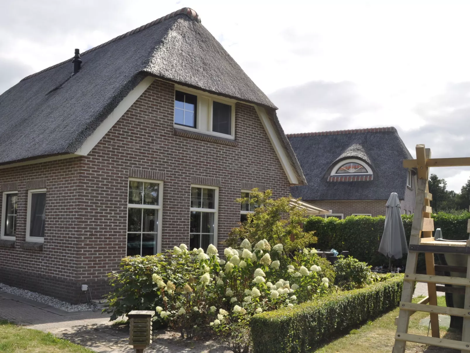 Ferienvilla mit Sauna und Whirlpool