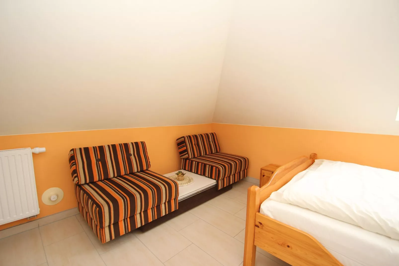 Große Ferienwohnung für 4 Personen-Bedroom