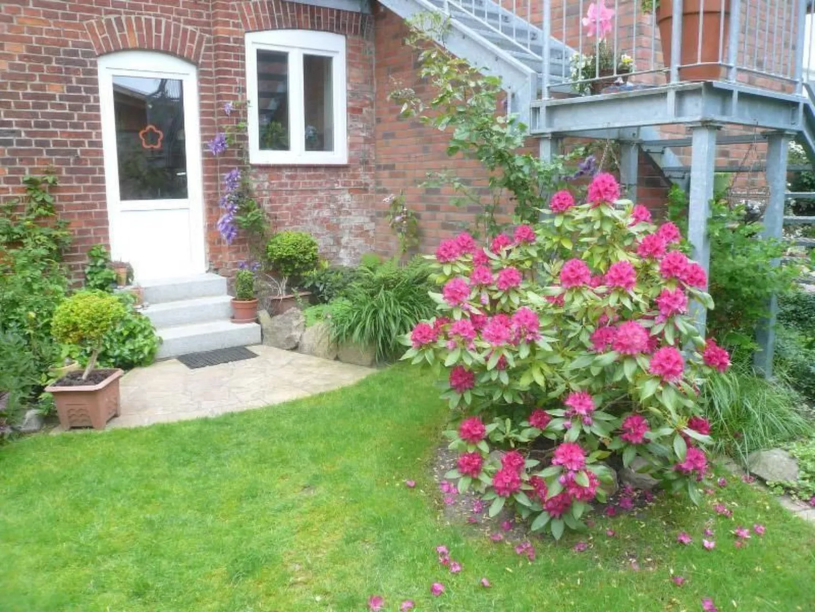 Charmante Wohnung in Dassow mit Terrasse und Grill