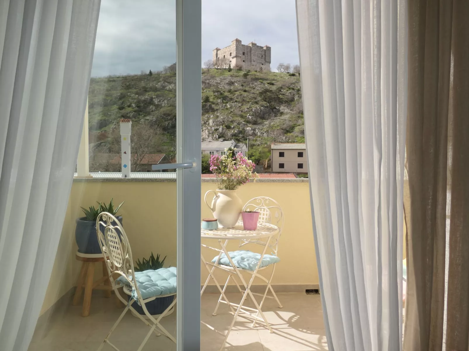 Wohnung "Torre" direkt am Wasser