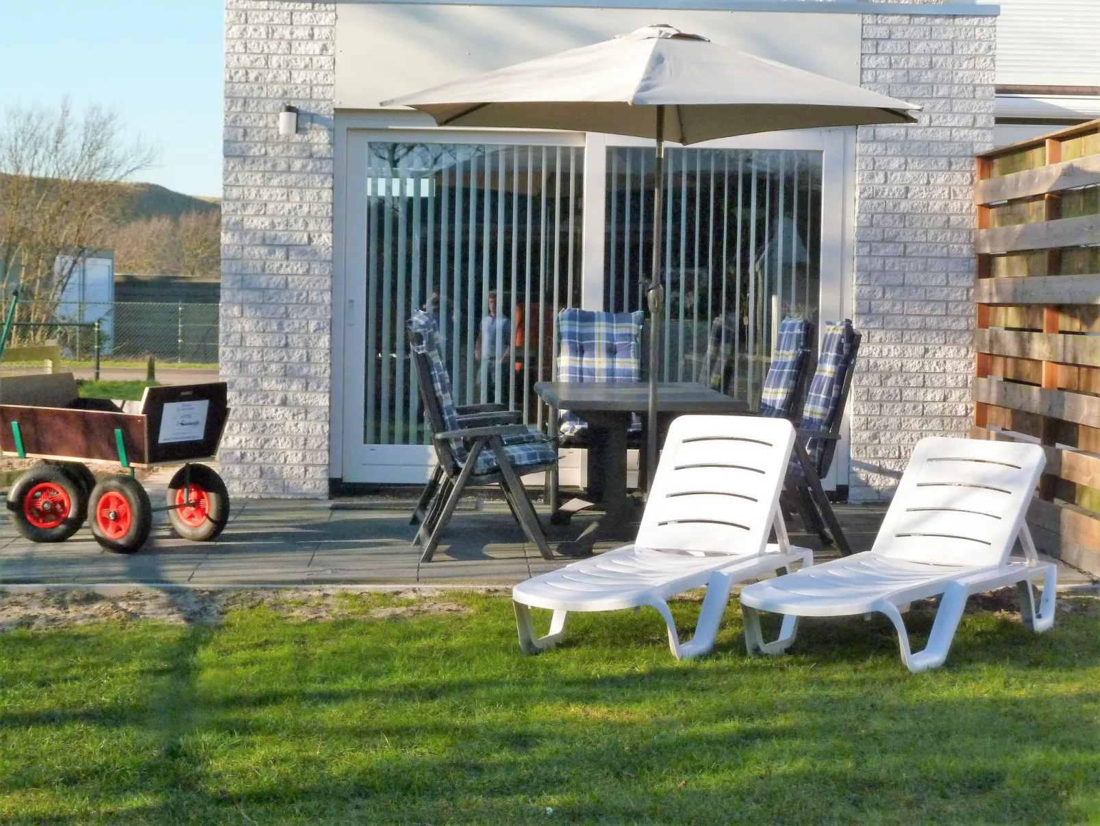 Ferienbungalow Abbes mit Garten und Terrasse