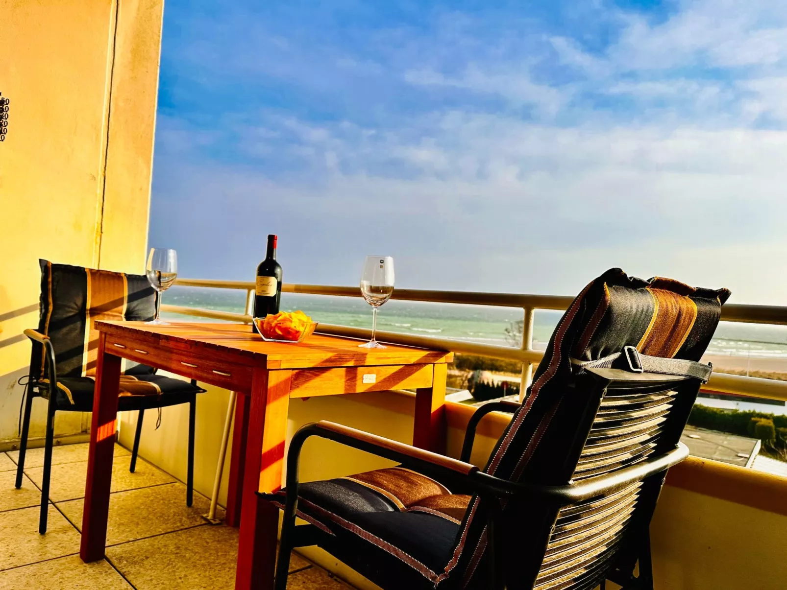 Südbalkon mit Meerblick