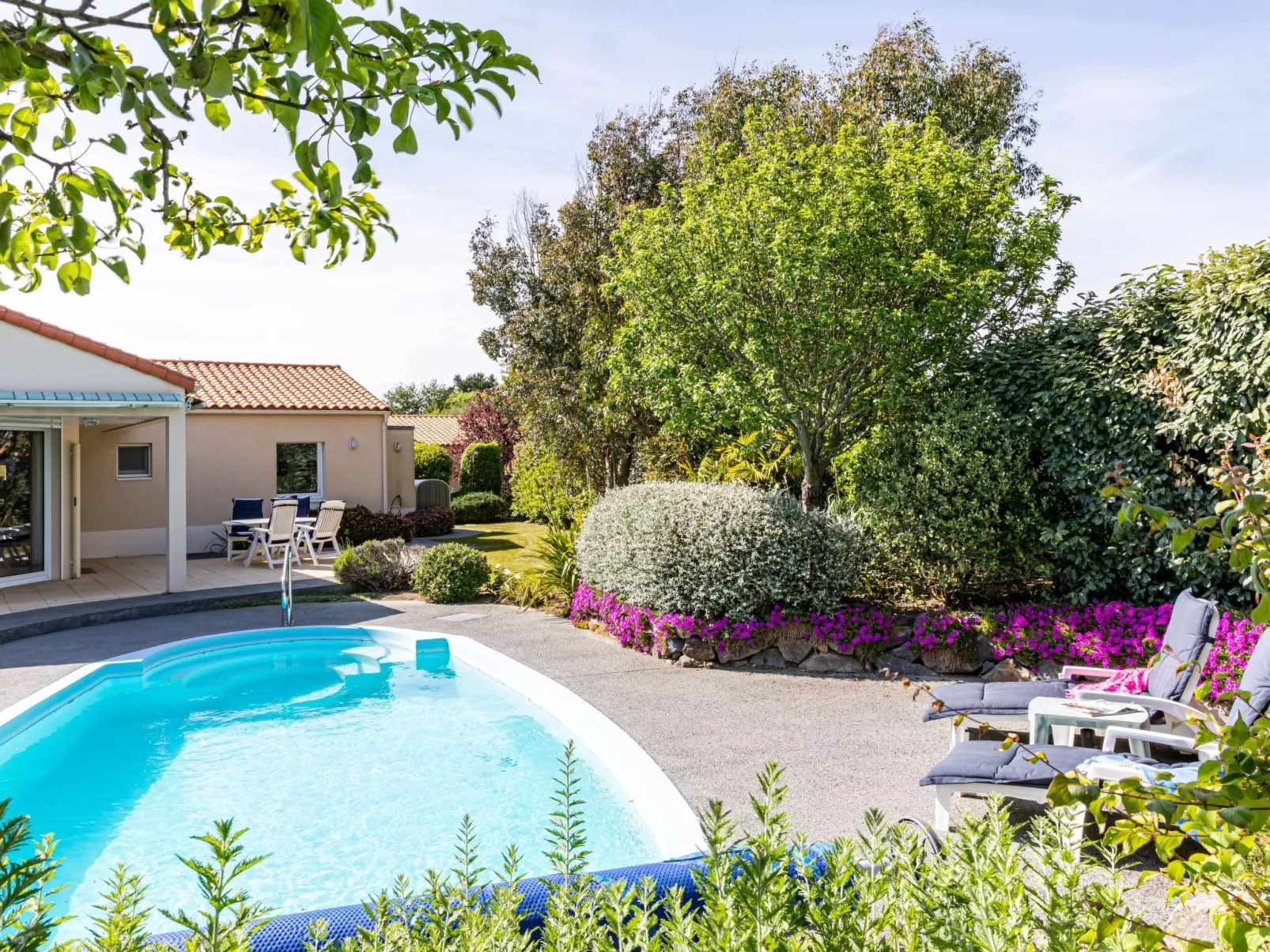 "Acacia" mit eigenem Pool