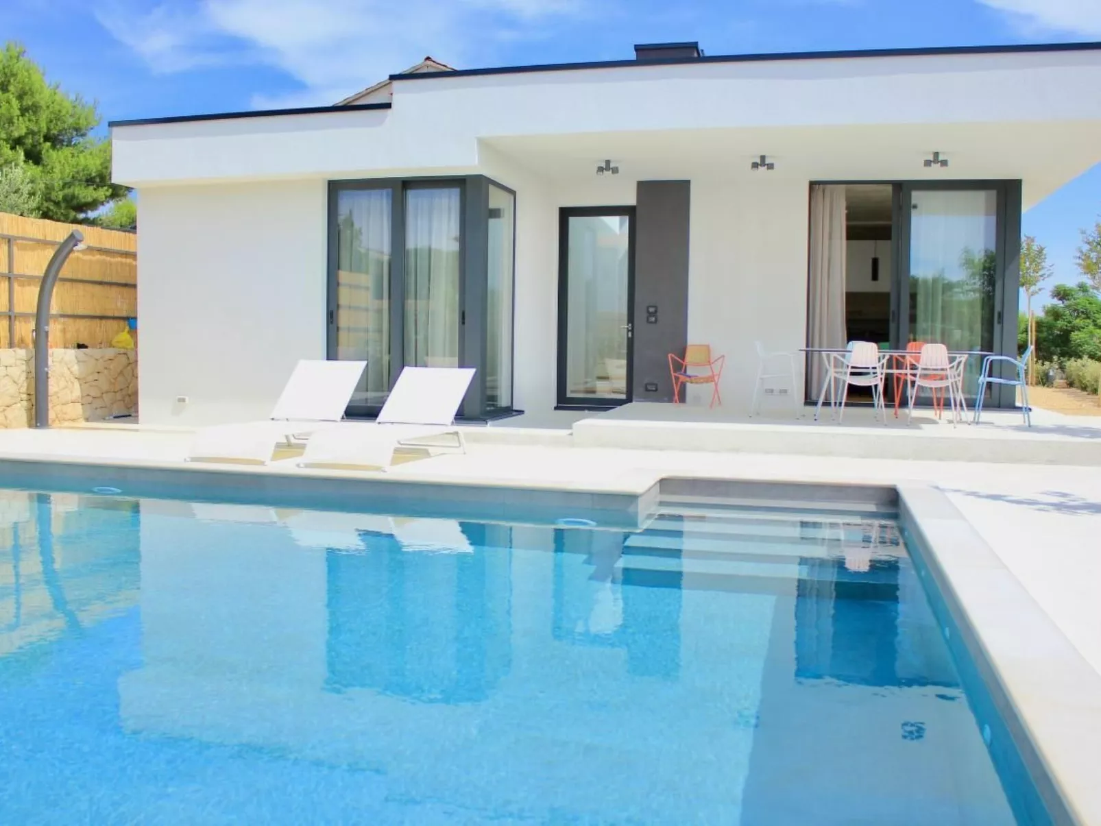 Luxuriöses Ferienhaus Sunny Garden in Barbat auf der Insel Rab