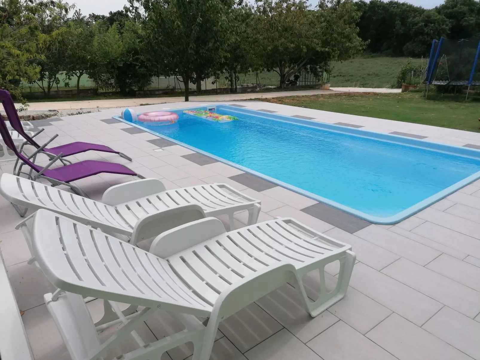 Erdgeschoss mit Schwimmbad