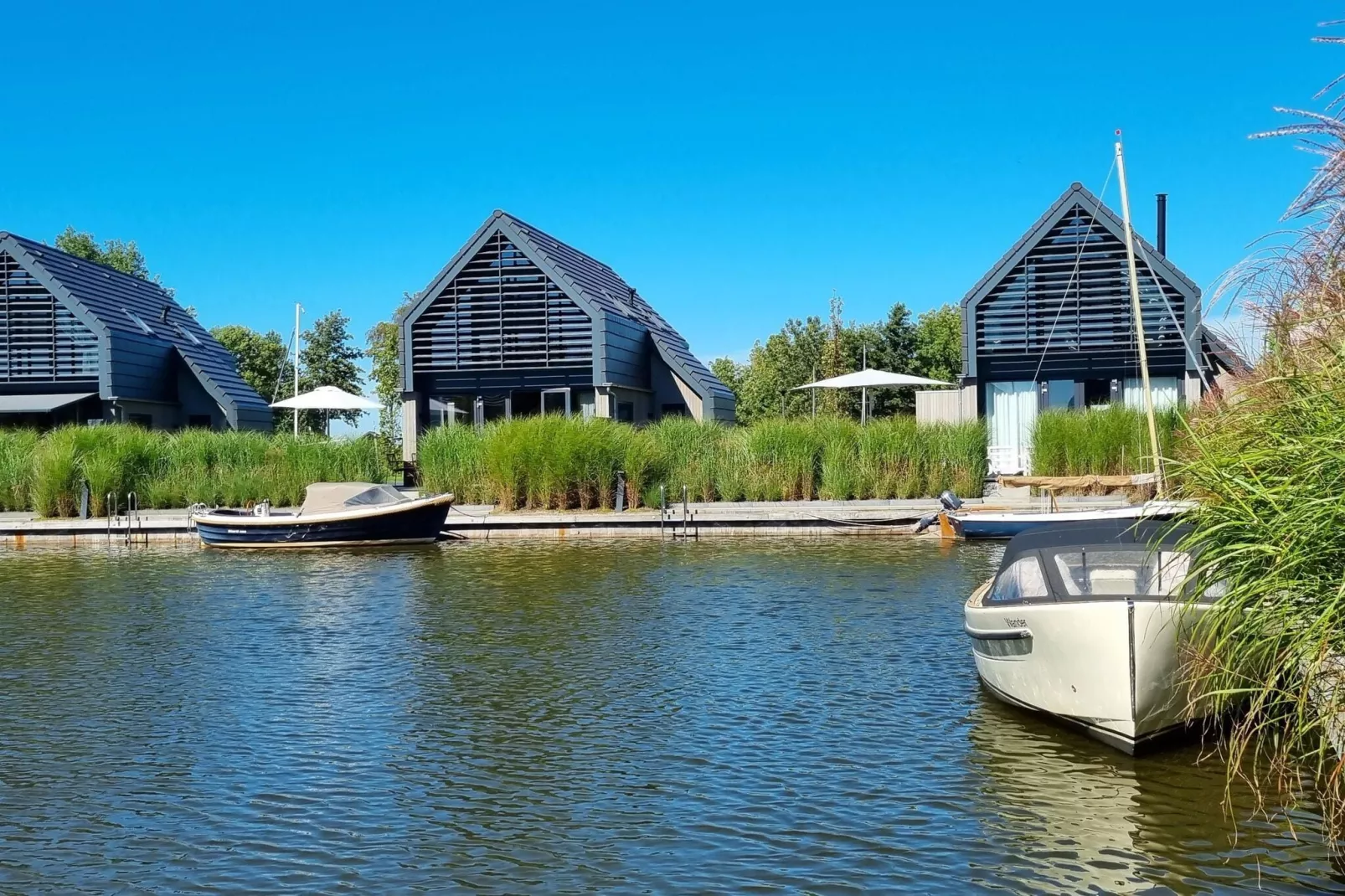 Watervilla Tsien-Exterior summer