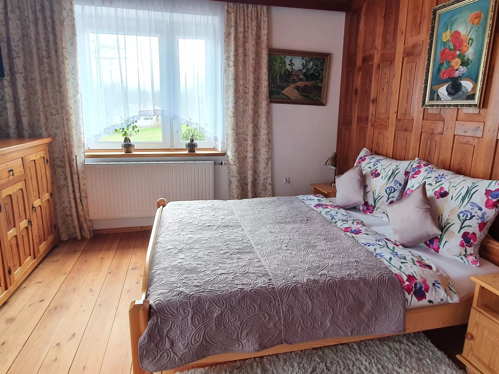 Wohnung "Larch Apartment"