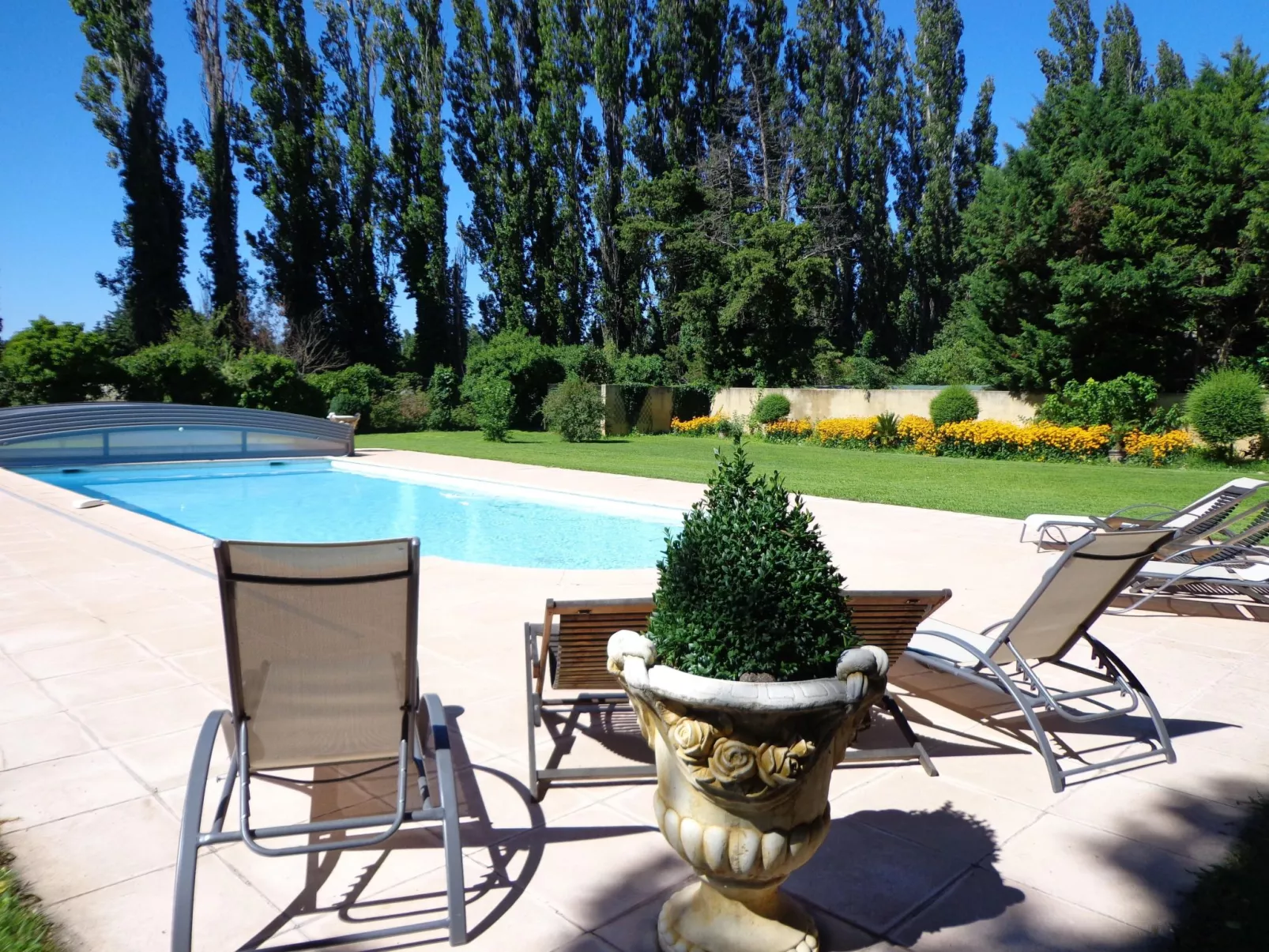 Domaine Les Rivales en Provence, klimatisiertes Apartment La Cigale Etage