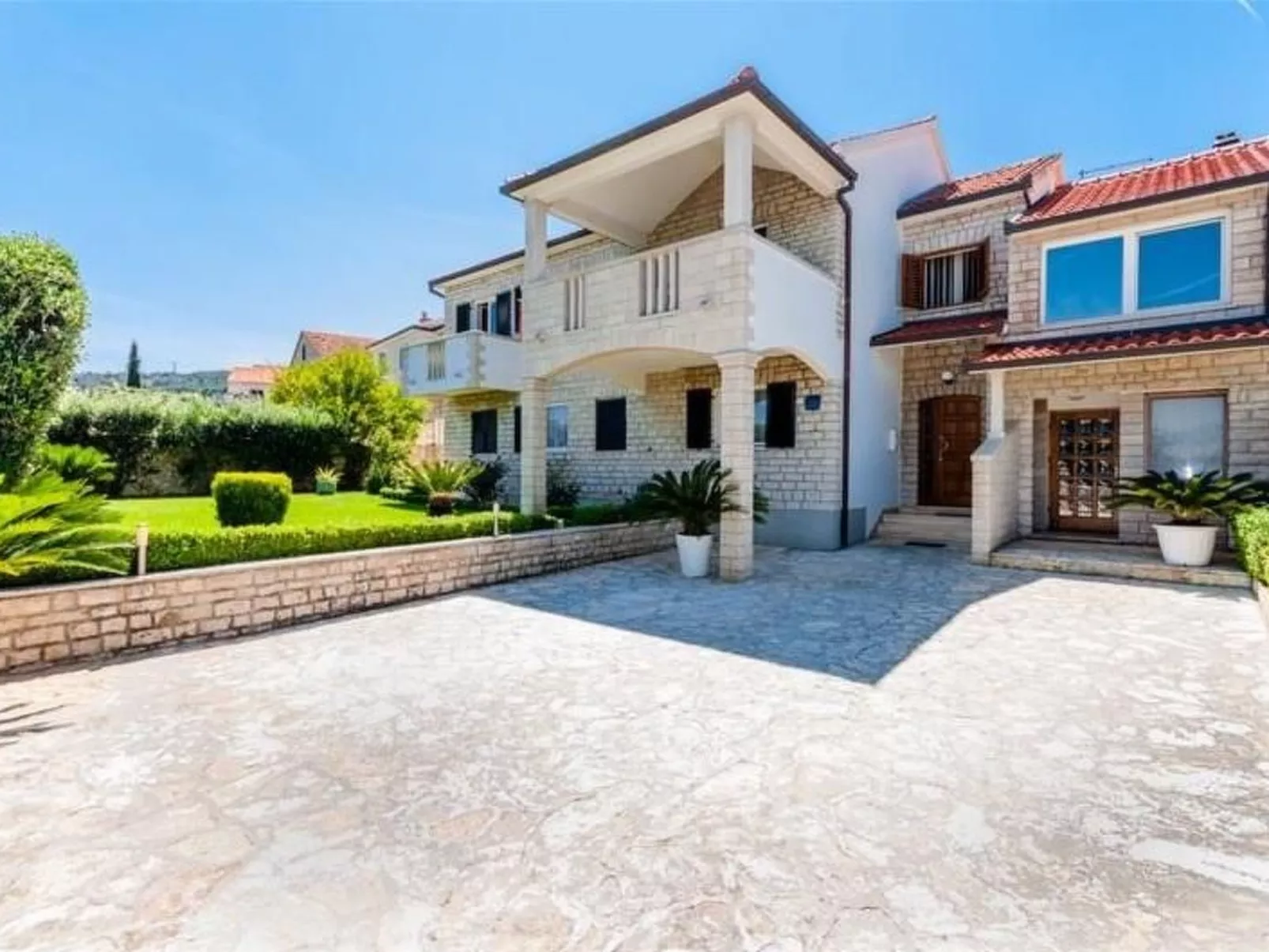 Komplett ausgestattete Wohnung für 7 Personen