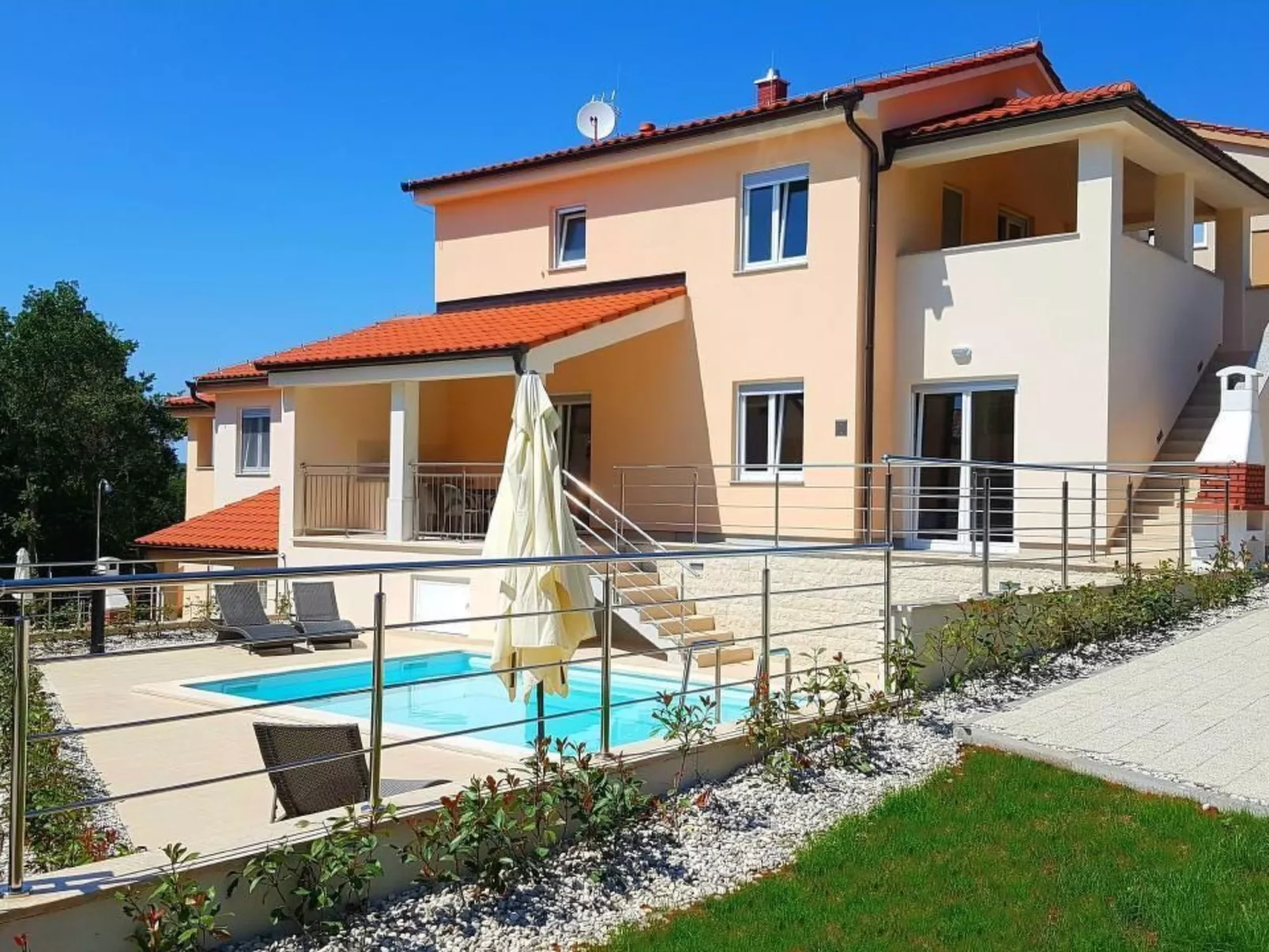 Villa "Marisol" mit Garten, Grill und Terrasse