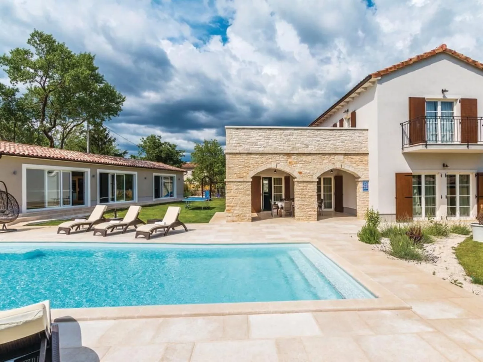 'Villa Oliva' mit privatem Pool