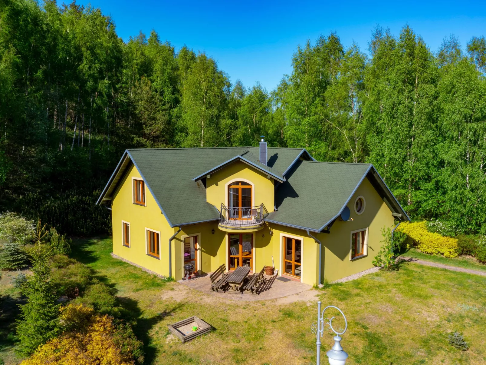 Haus am See mit Sauna