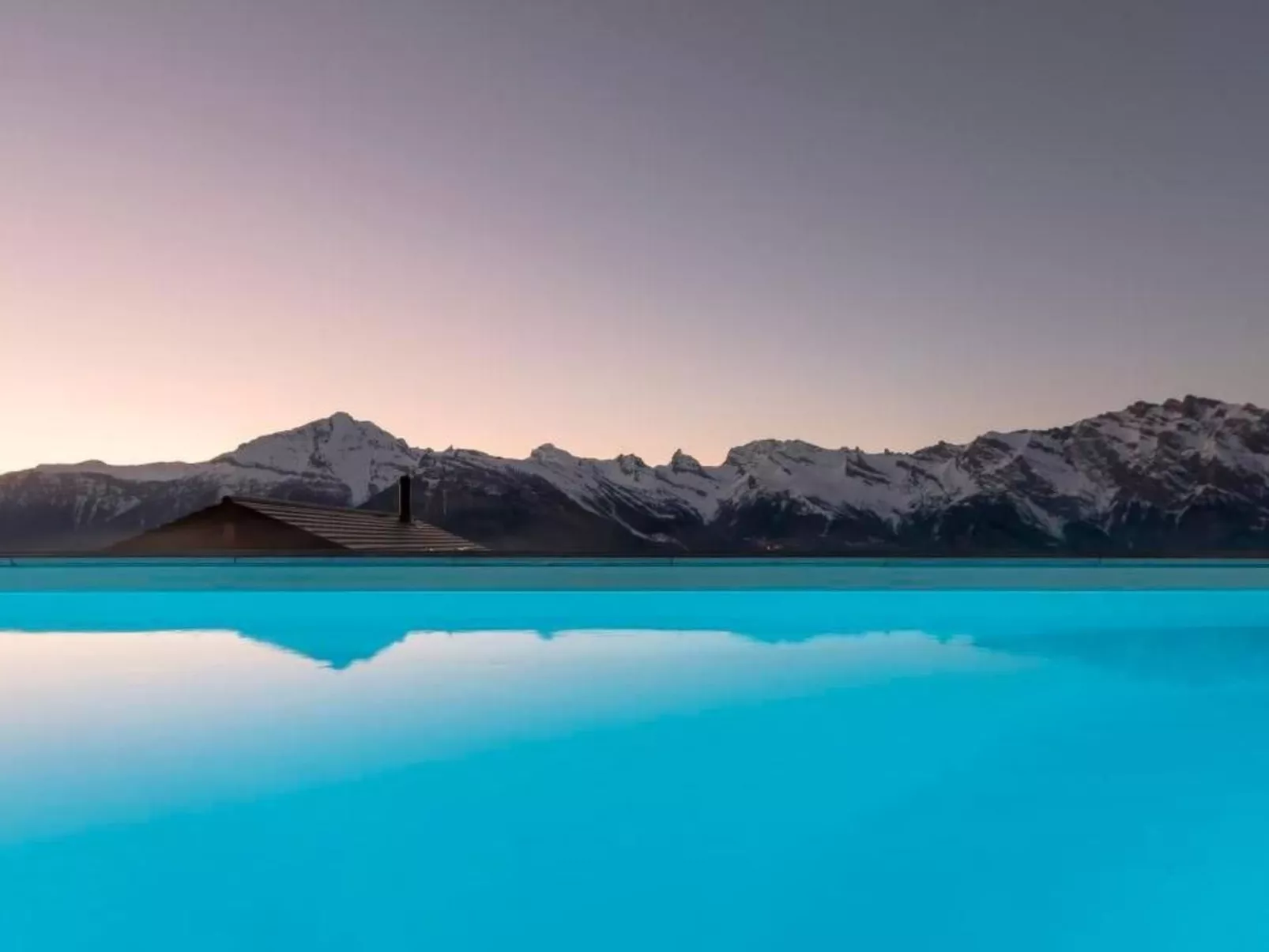 Chalet V mit Lift und Pool