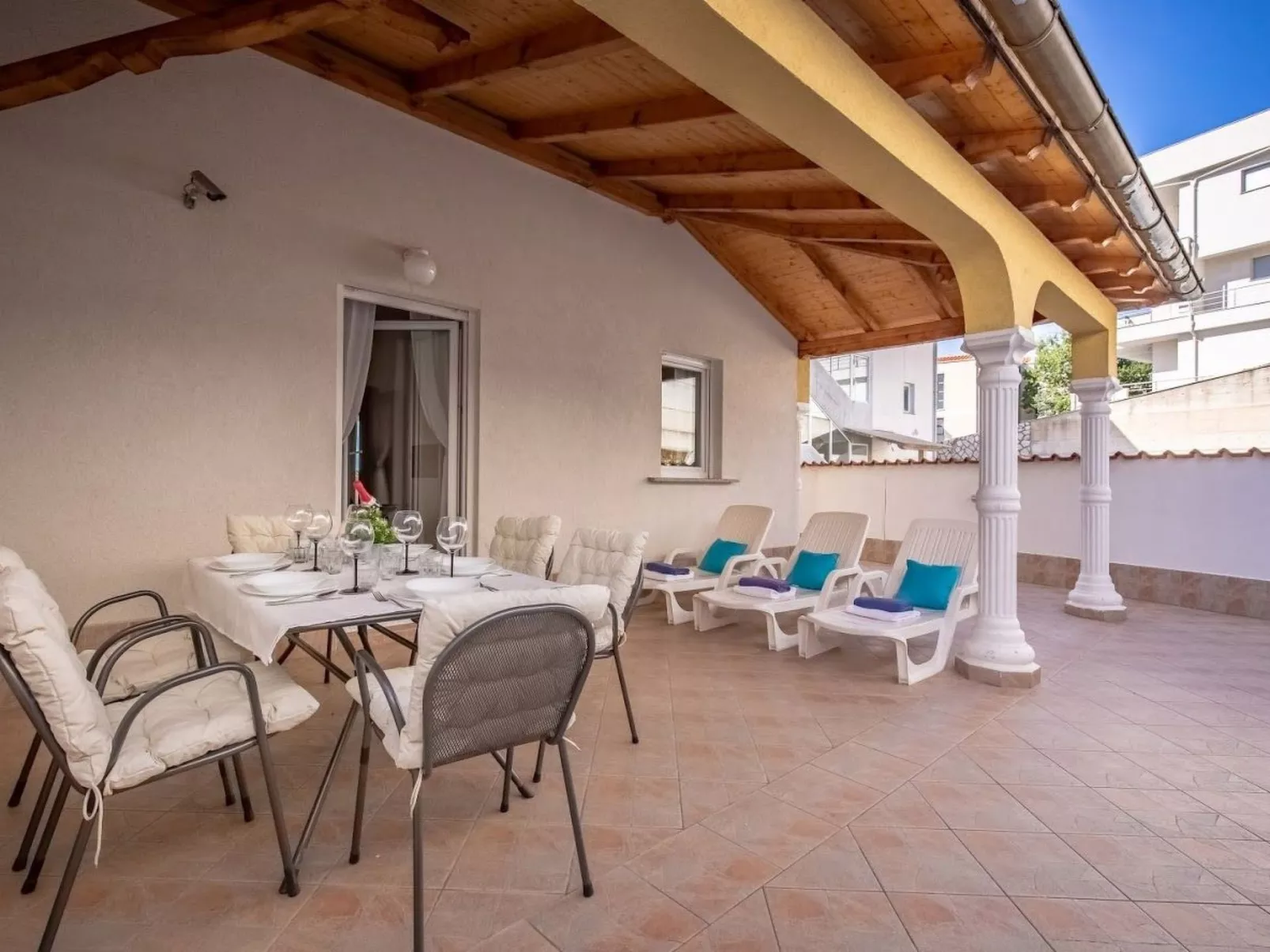 Wohnung mit Terrasse und Meerblick