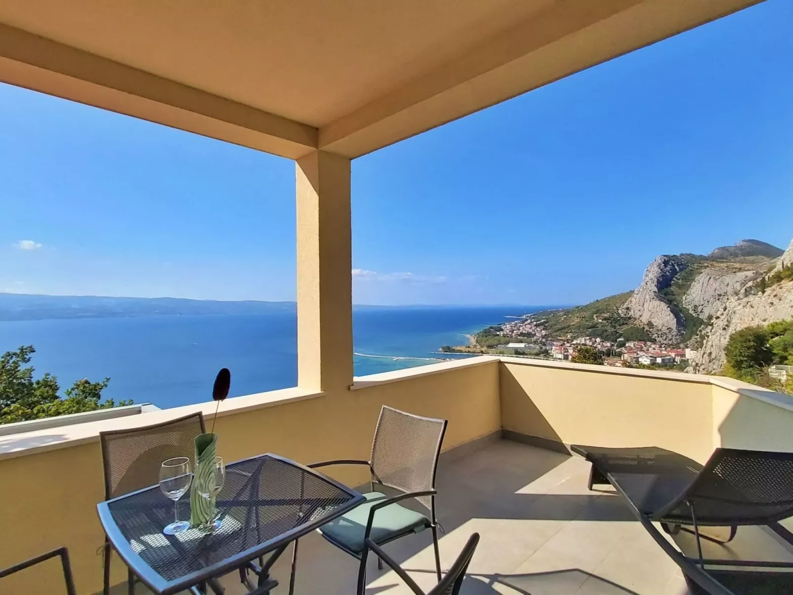 Wohnung Borak grün mit herrlichem Blick