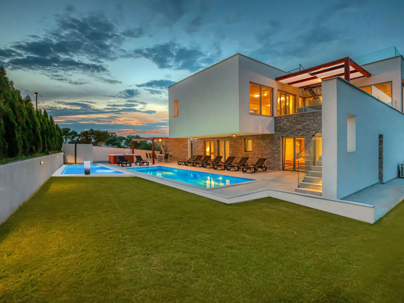 Leon's Holiday Homes