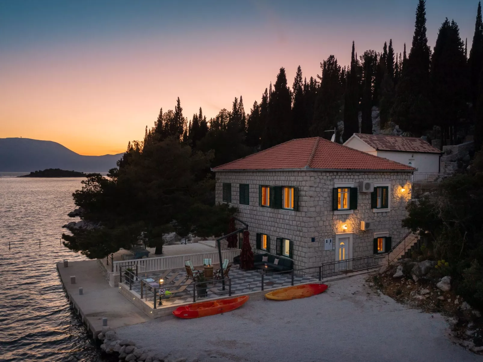 Sonnenaufgang an der Adria - Strandhaus