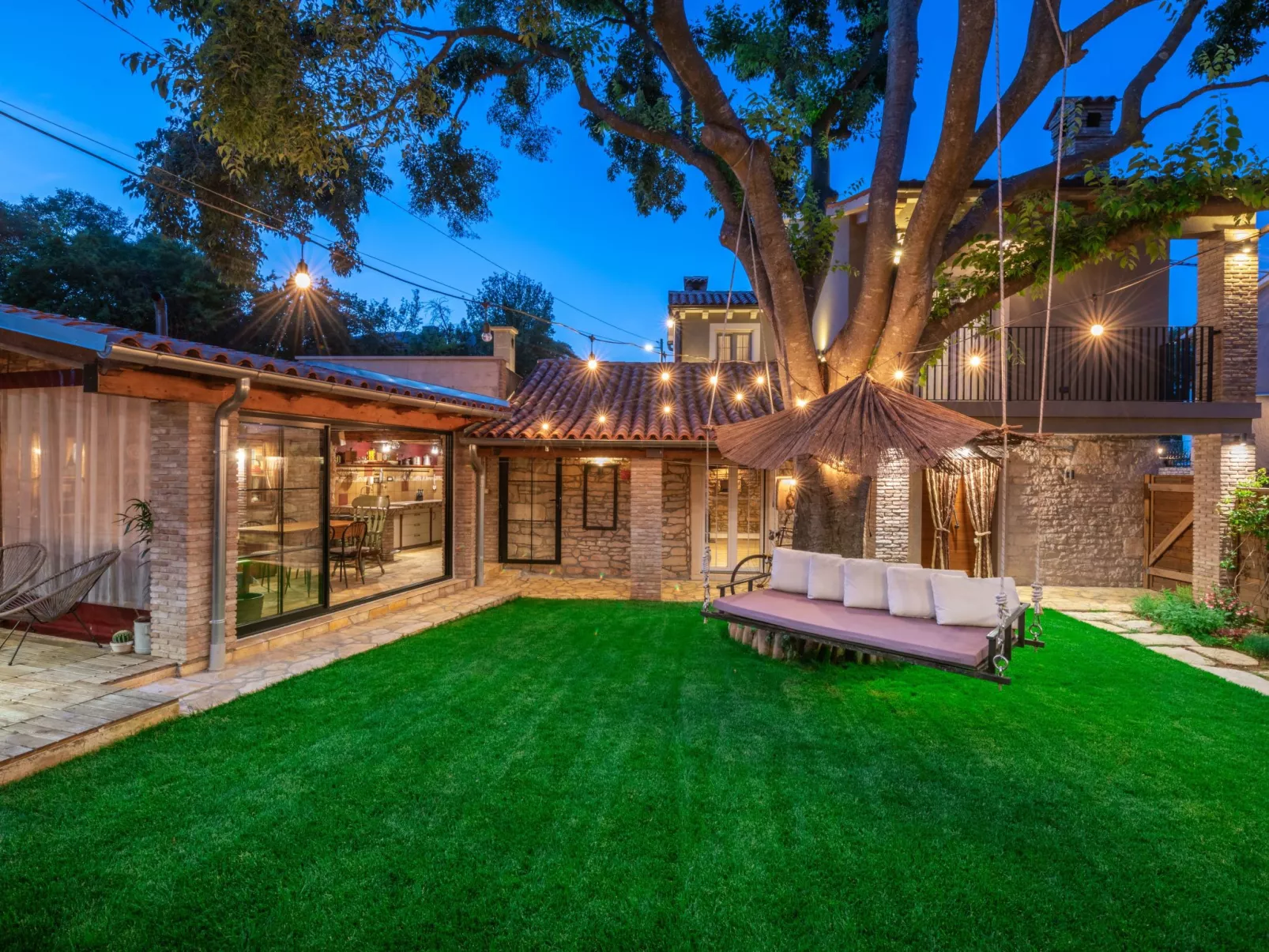 Rustic cozy house Pupy mit private pool und kino