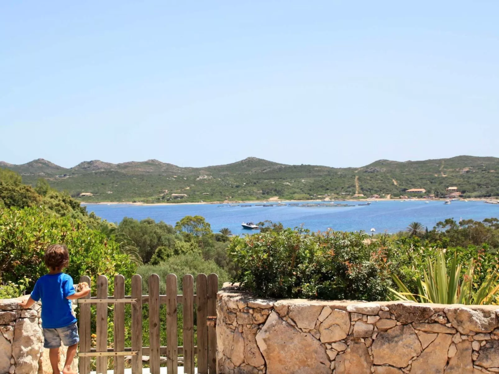 Mit Meerblick, 500m bis zum Strand