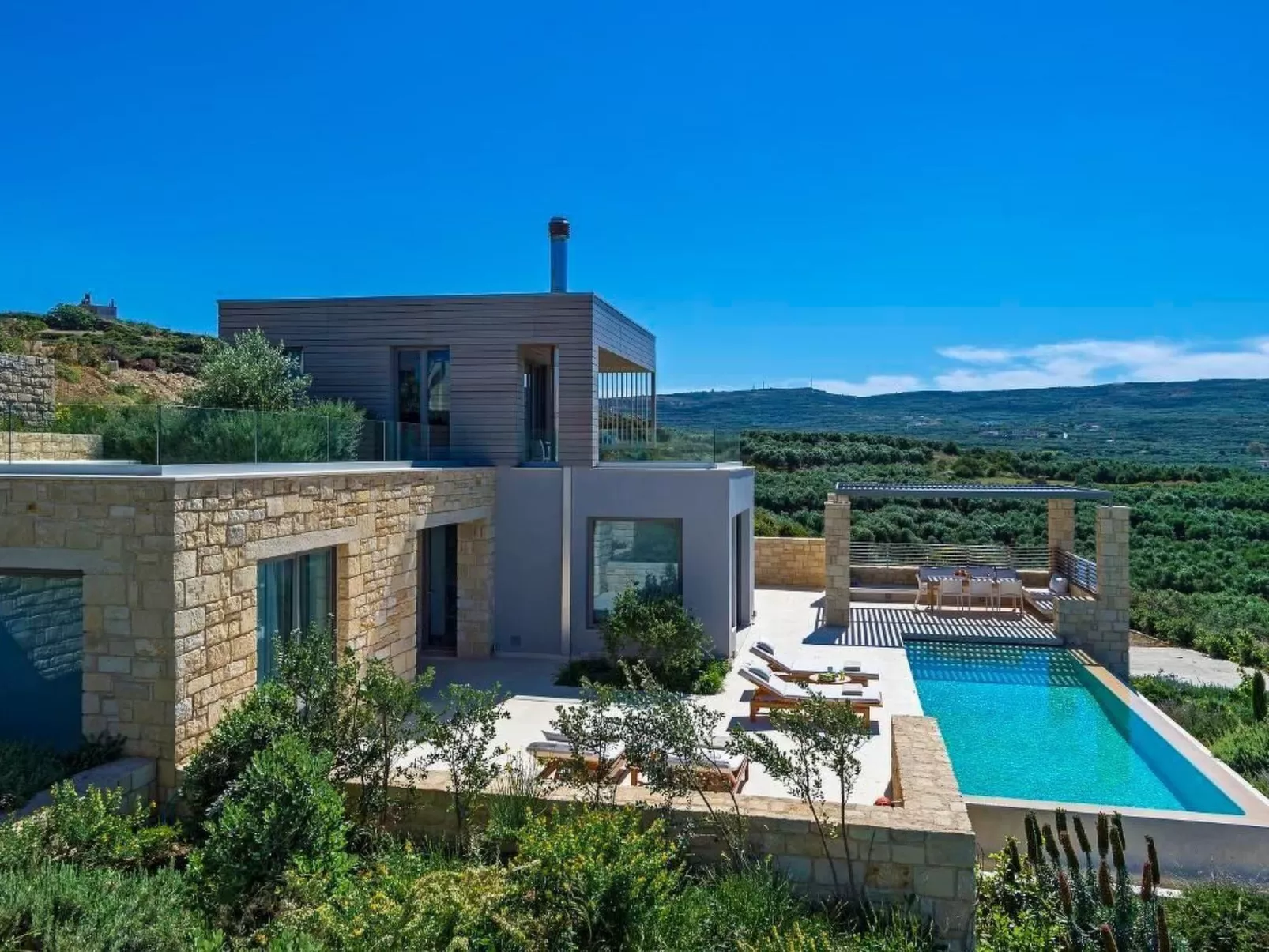 "Villa Charisma" mit eigenem Pool