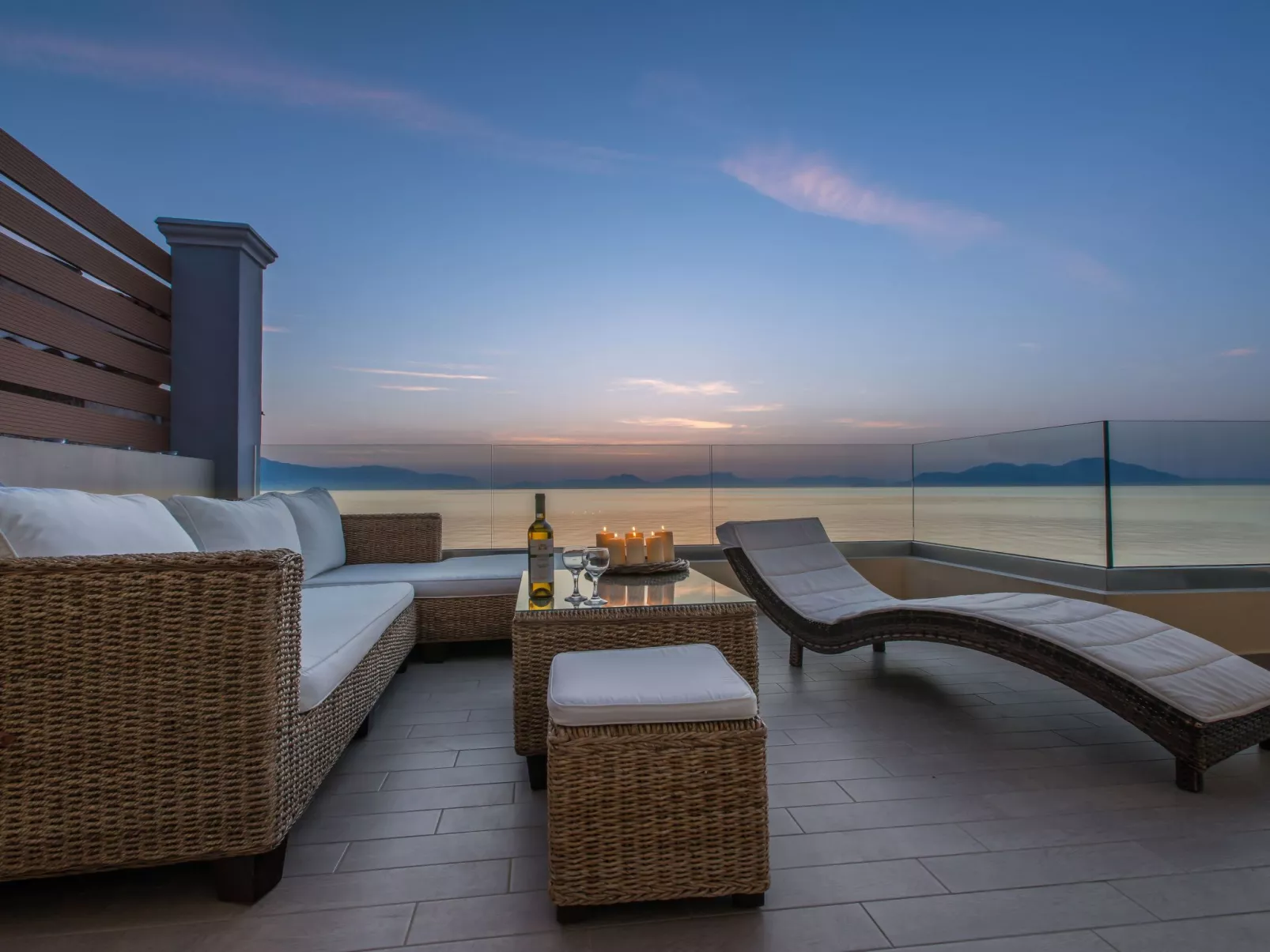 Diamante beachfront suite B