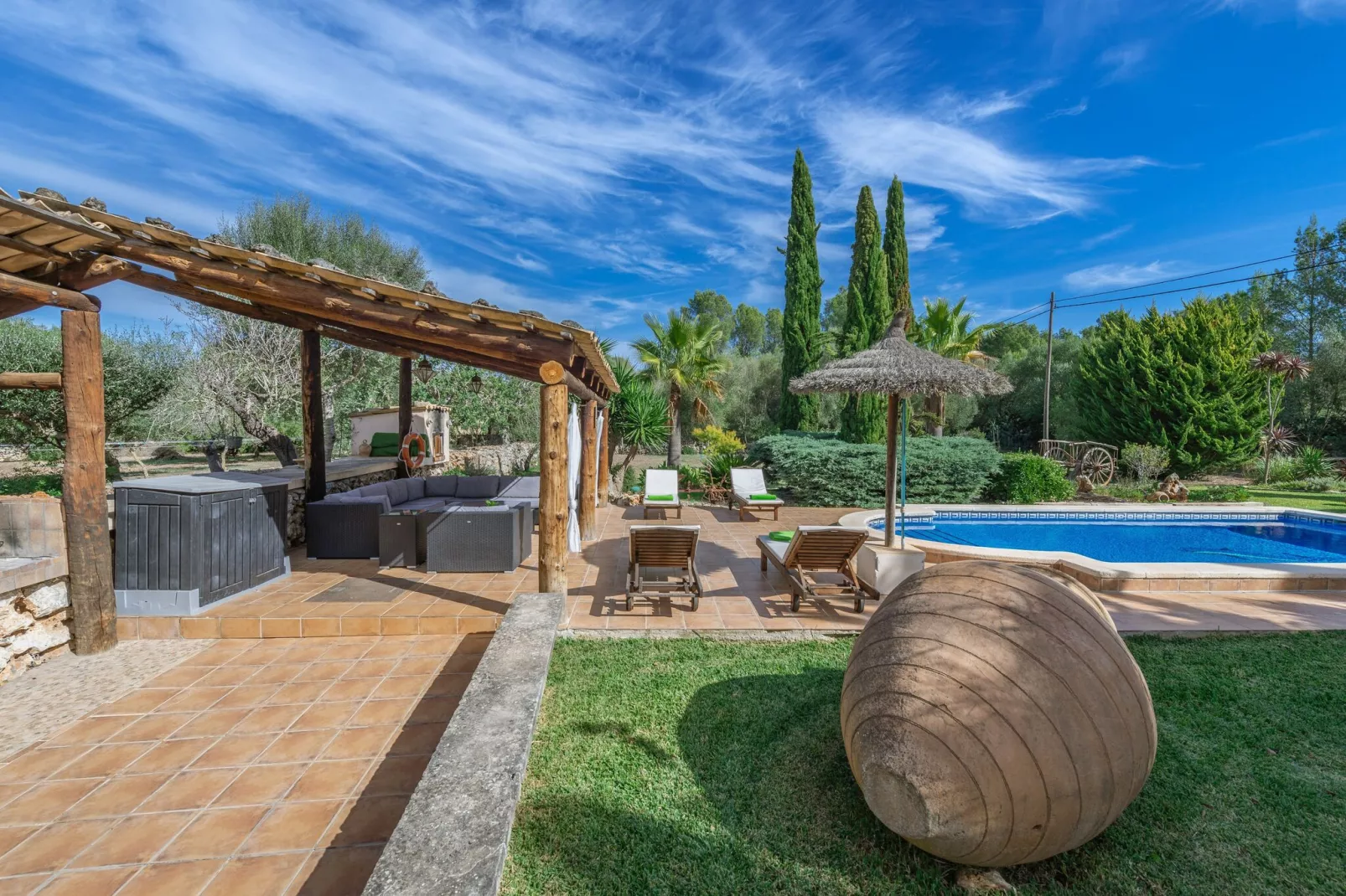 Cas Mostatxet (sencelles)-Exterior summer