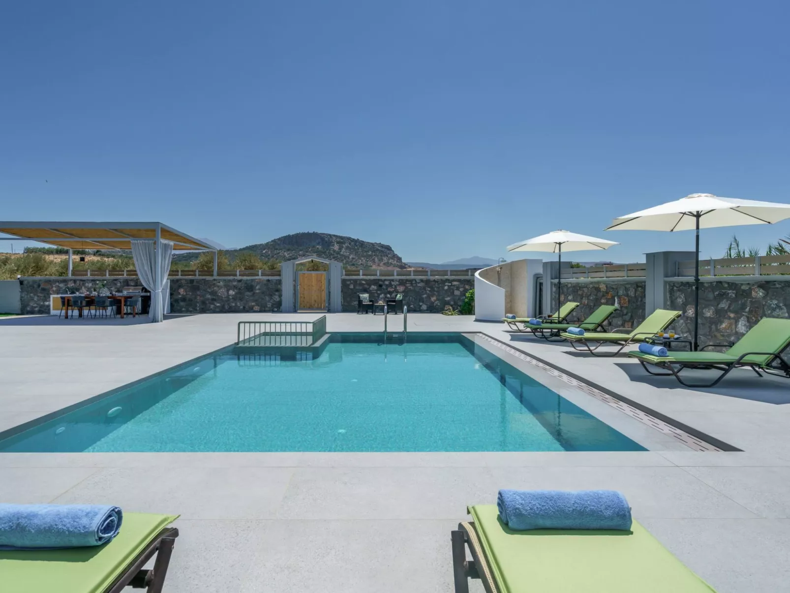 "Luna" mit Privatparkplatz