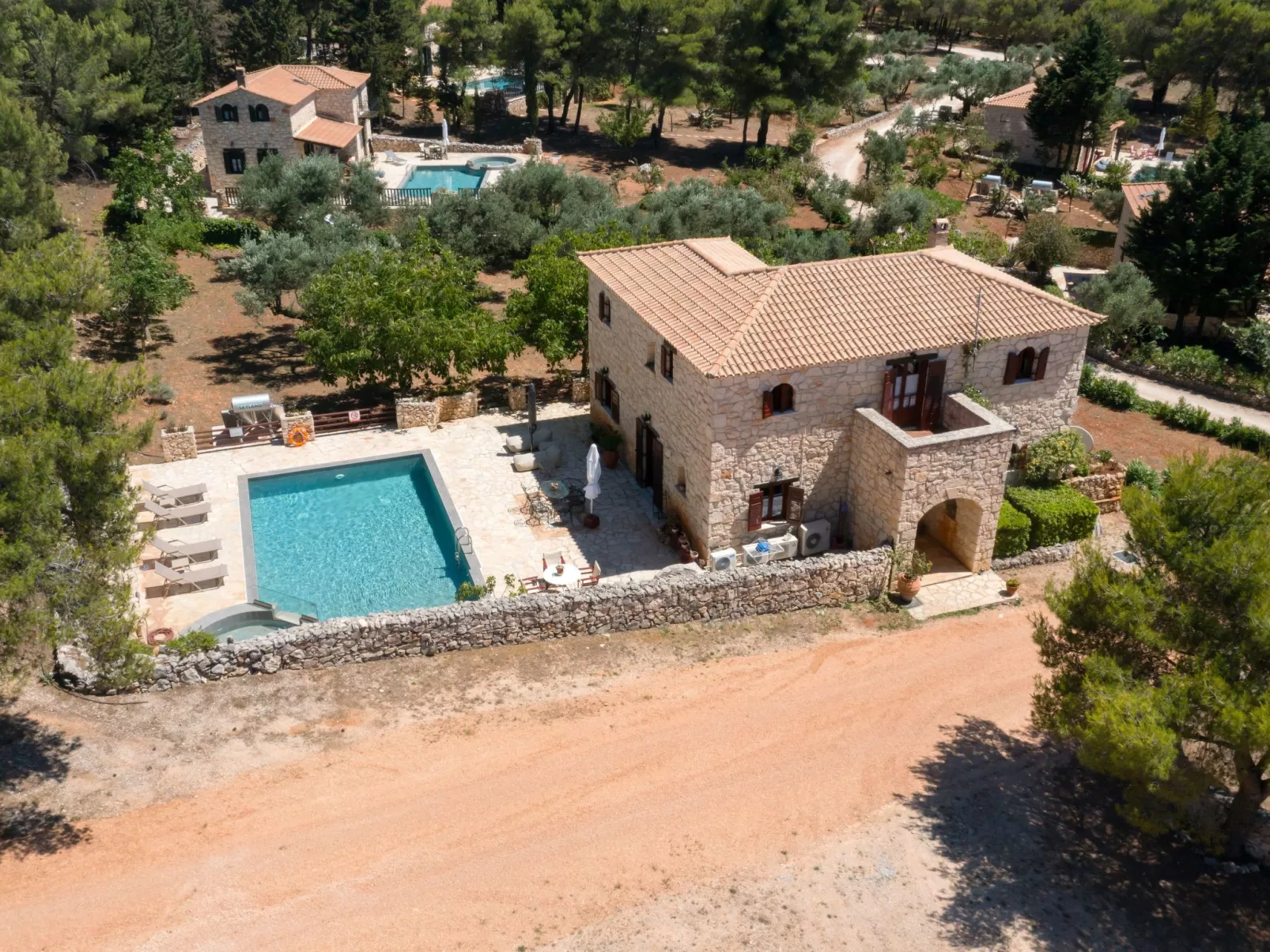 Aresti Mountain Resort Villa Ira mit privatem Pool