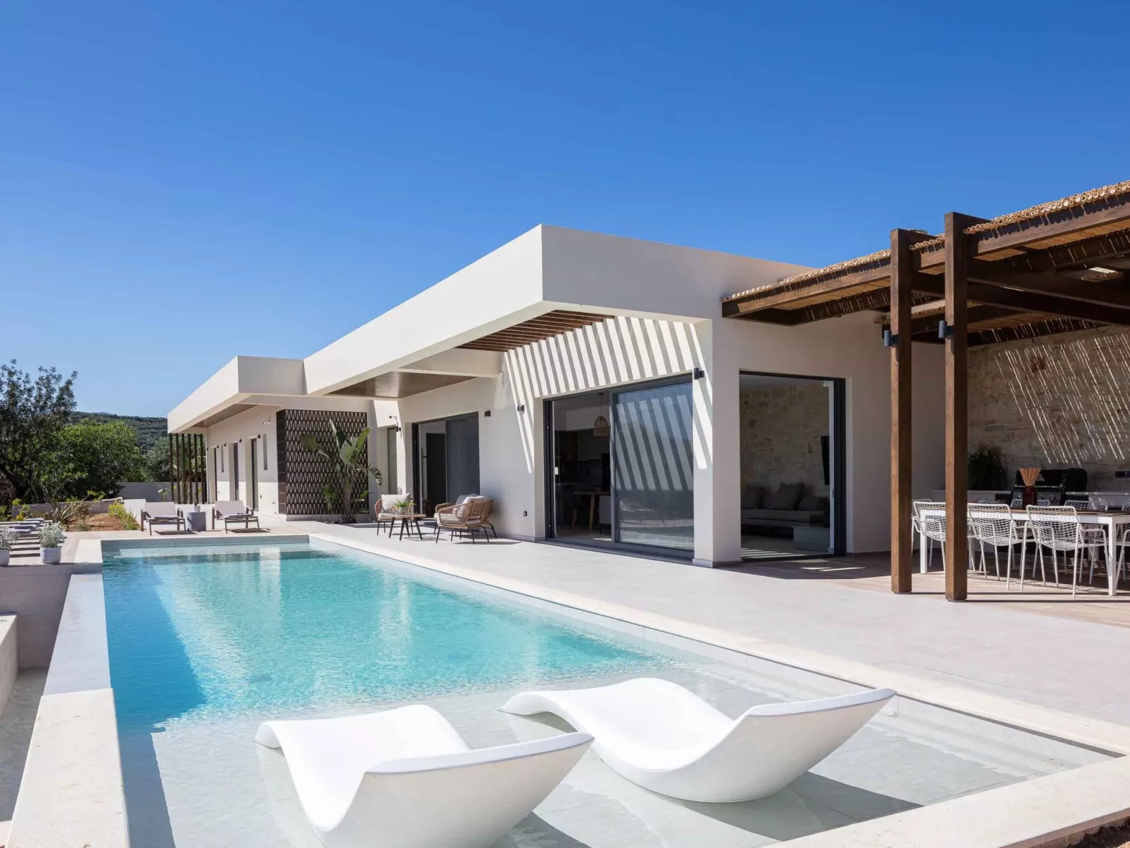 Villa Aglaea - Salzwasser-Pool und atemberaubender Meerblick