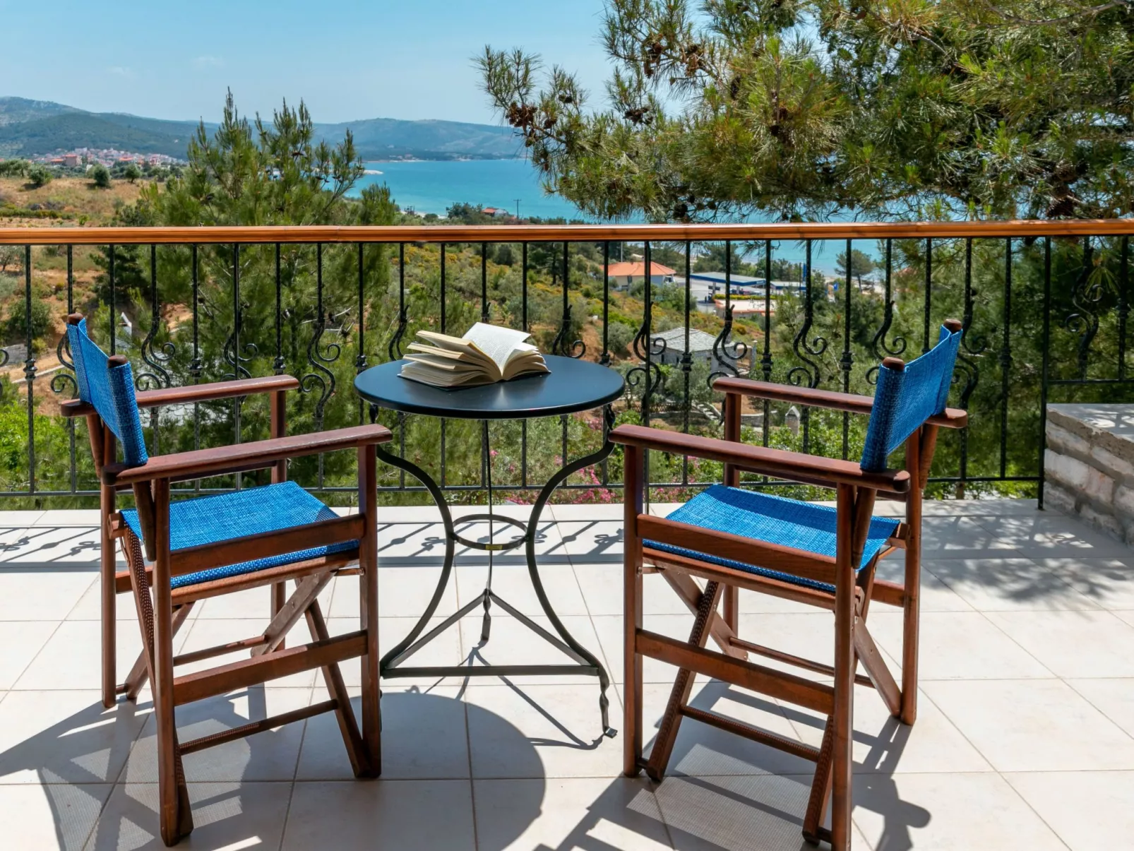 In Thasos mit Garten und Terrasse