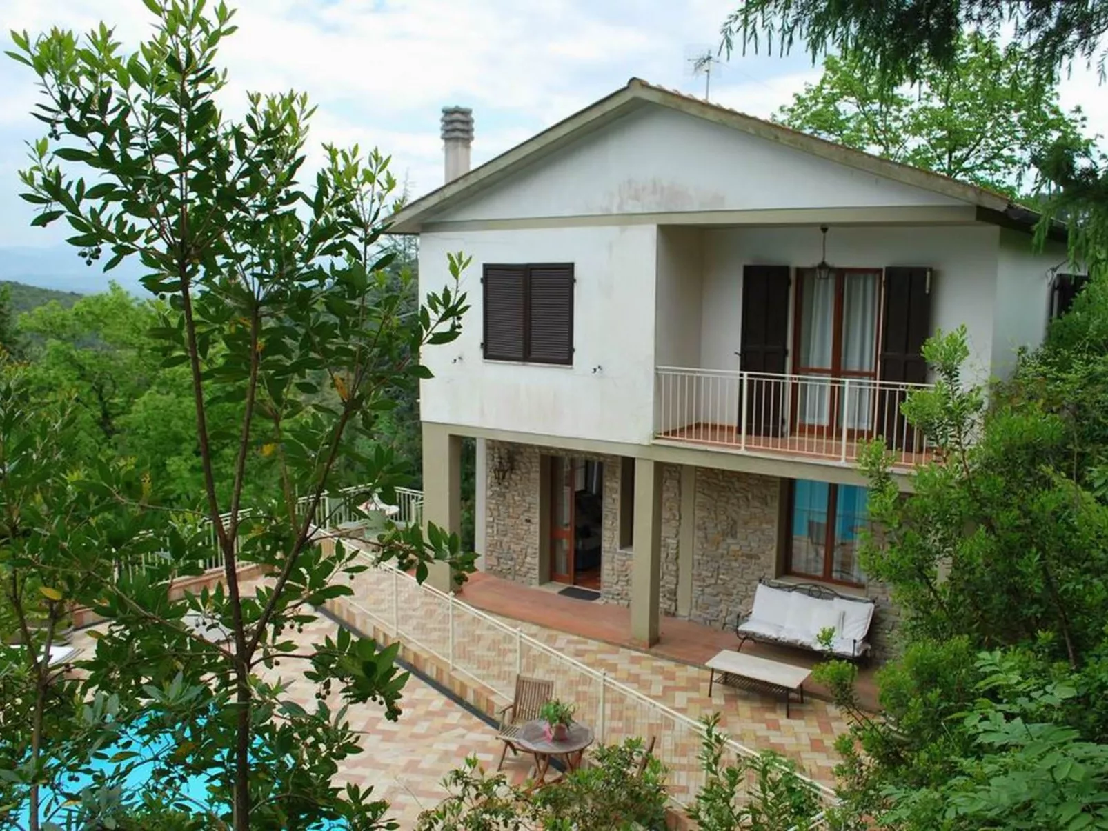 Villa 'Castagno' mit Pool