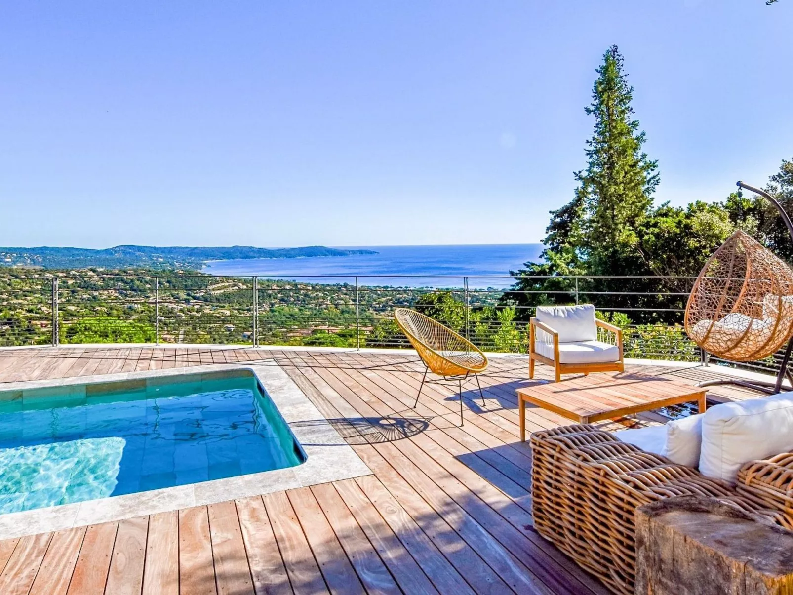 Villa "The View" mit eigenem Pool