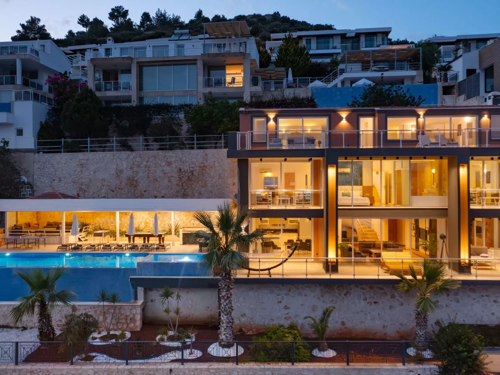 Villa Blueline mit Pool und Meerblick, im Zentrum