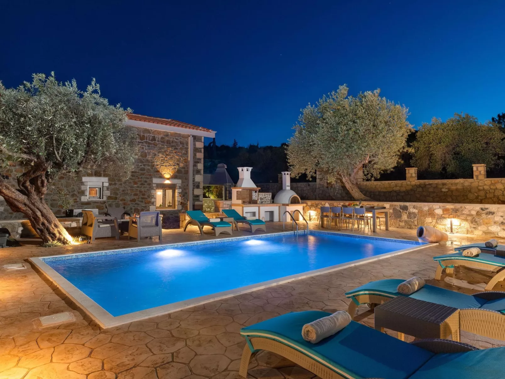 Für 6 Personen ca. 130 m