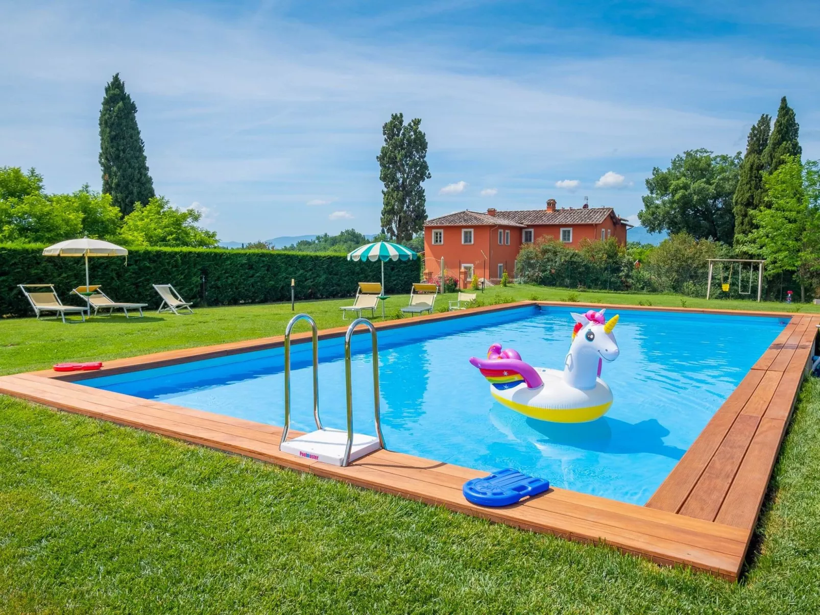 Wohnung 'Quercia T4 rota' mit Schwimmbad