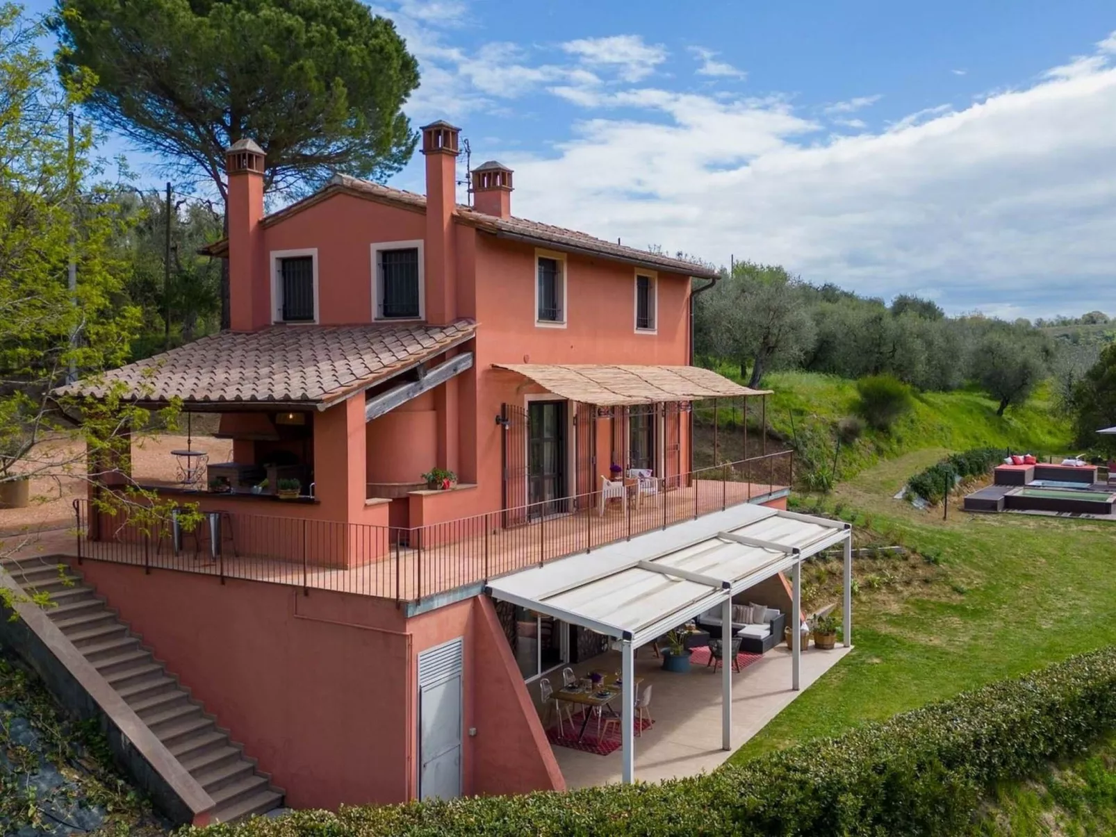 Ferienvilla 'Riparossa' mit eigenem Pool