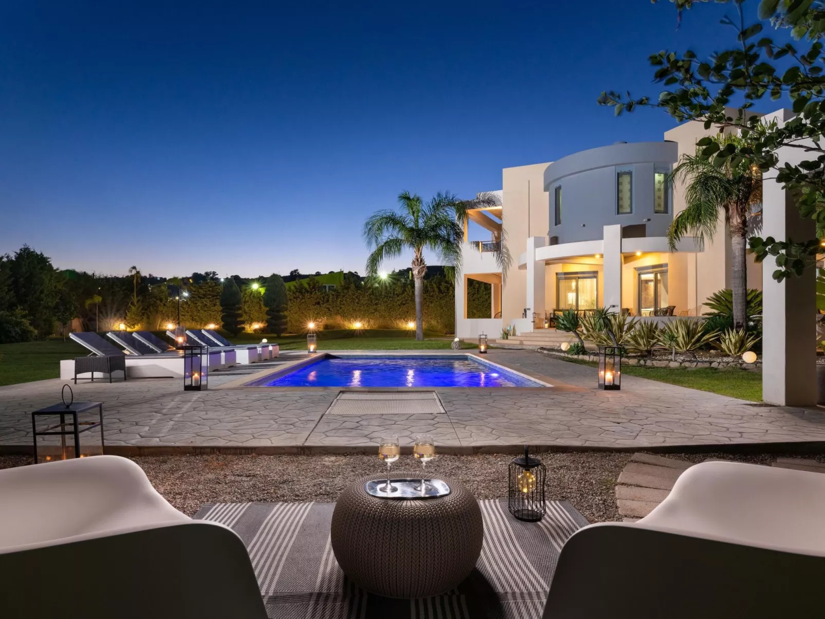 Villa Rapha Maris mit Pool für 10 Personen