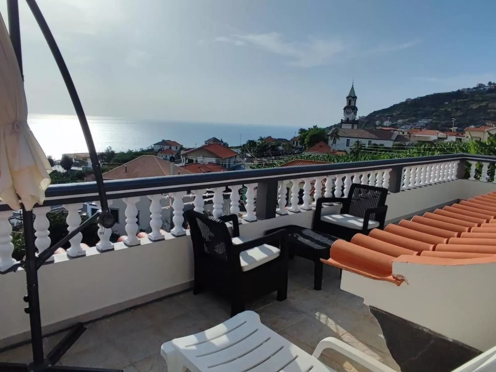 Dachterrasse sonnig und perfekte Aussicht apt