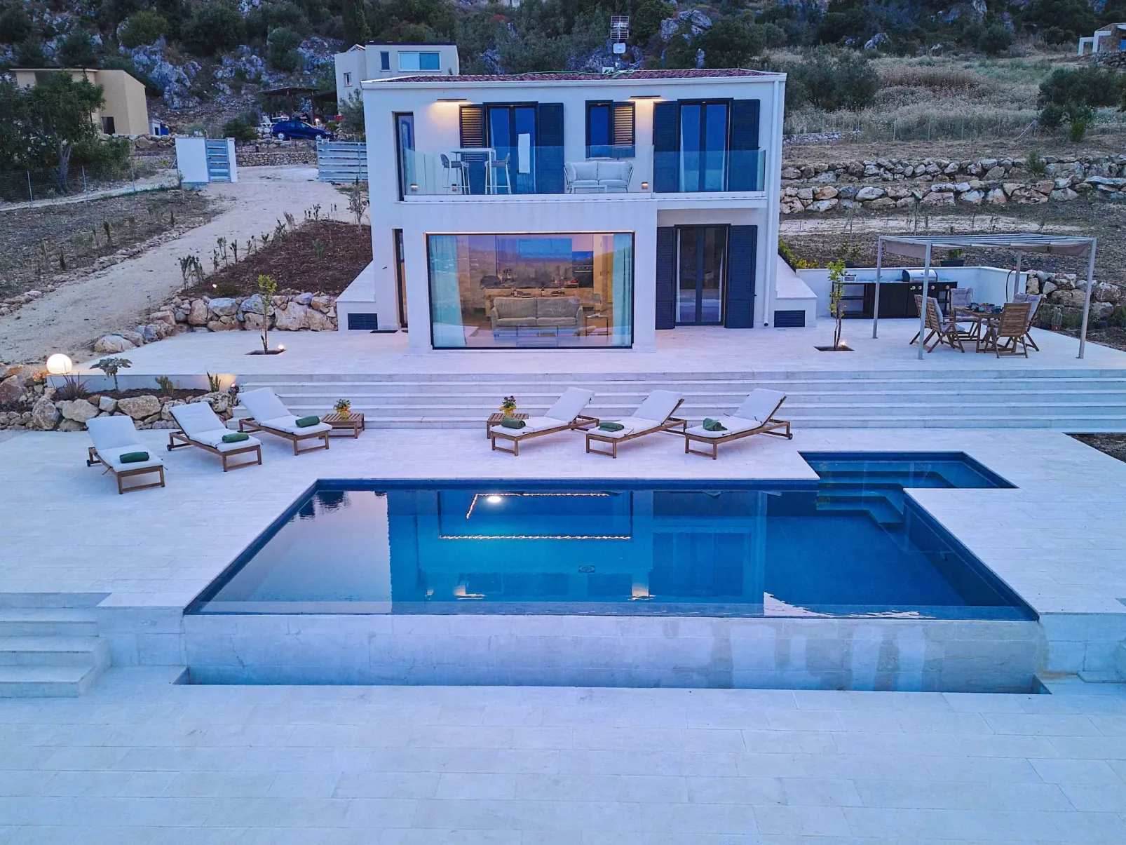 'Villa Muntaja' mit privatem Pool