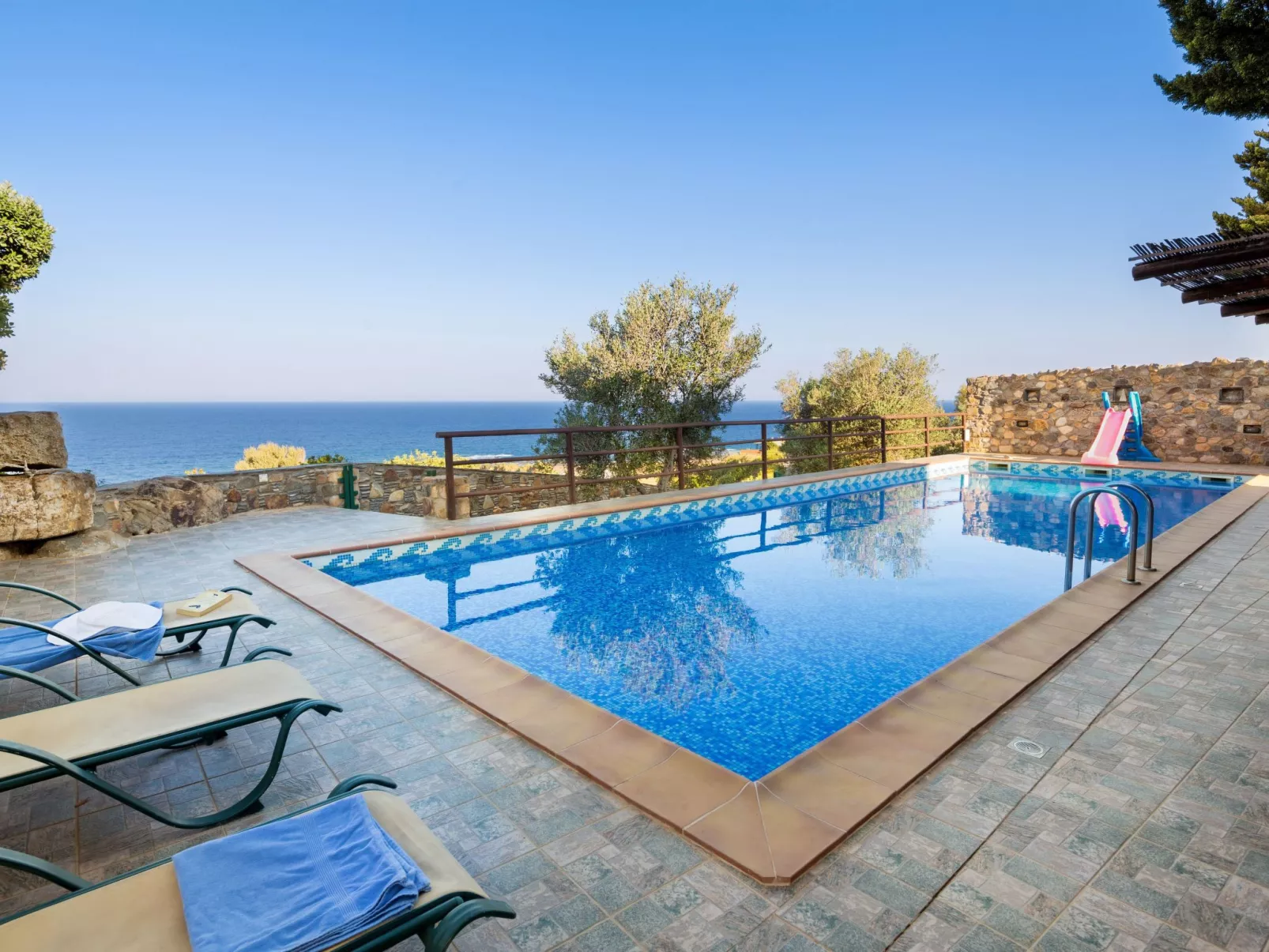 Traditionelle Villa mit Pool und Meerblick Elafonissi