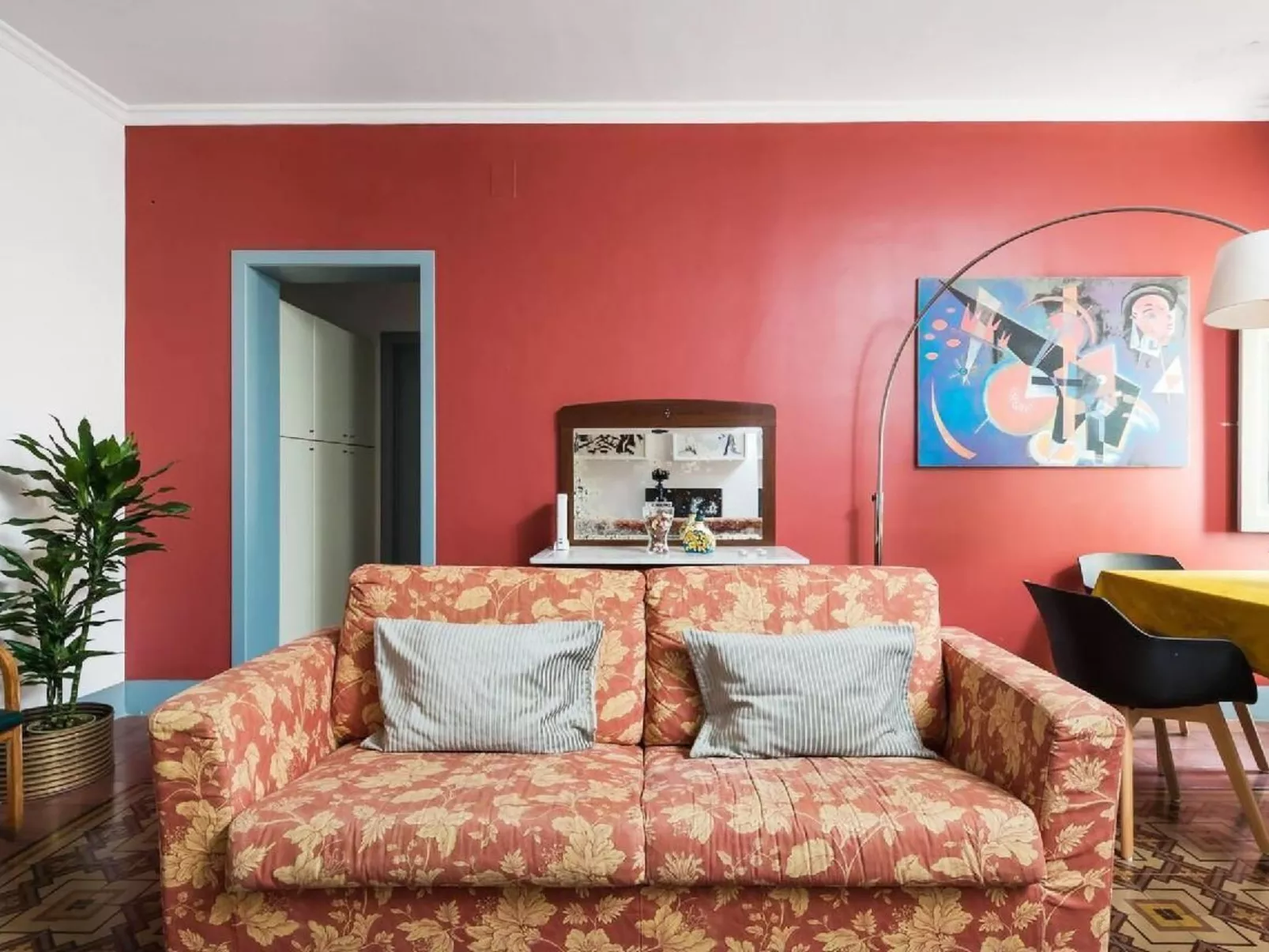 Mit privater Terrasse