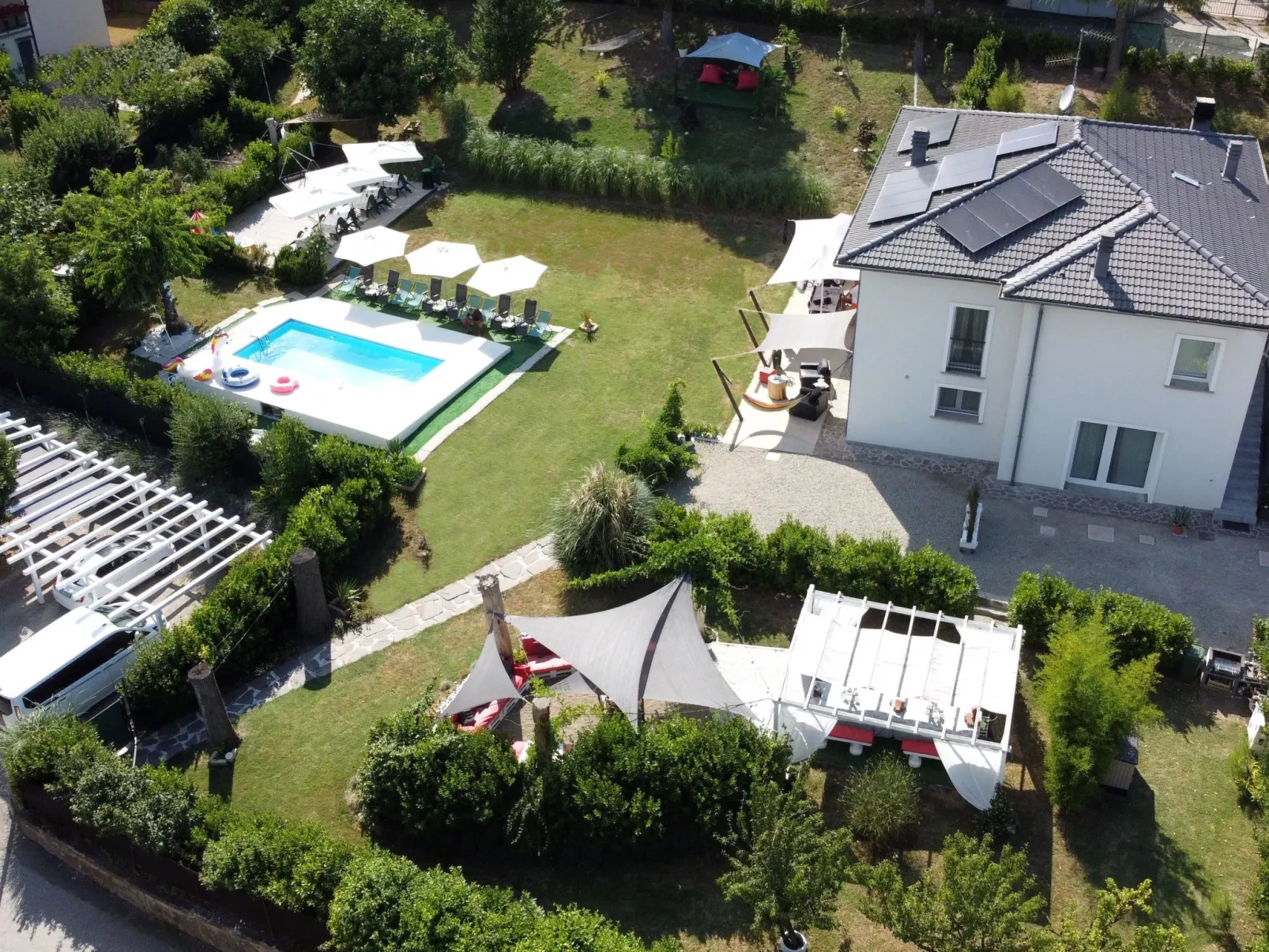 Gan Eden Nature House