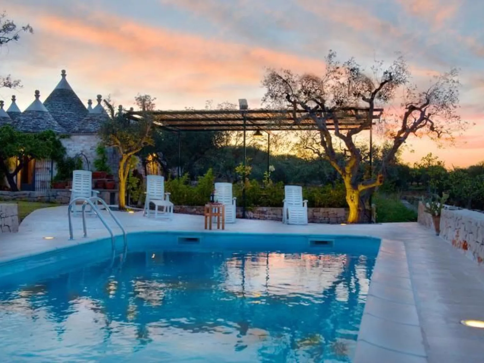 11 Trulli in Martina Franca mit privatem Pool