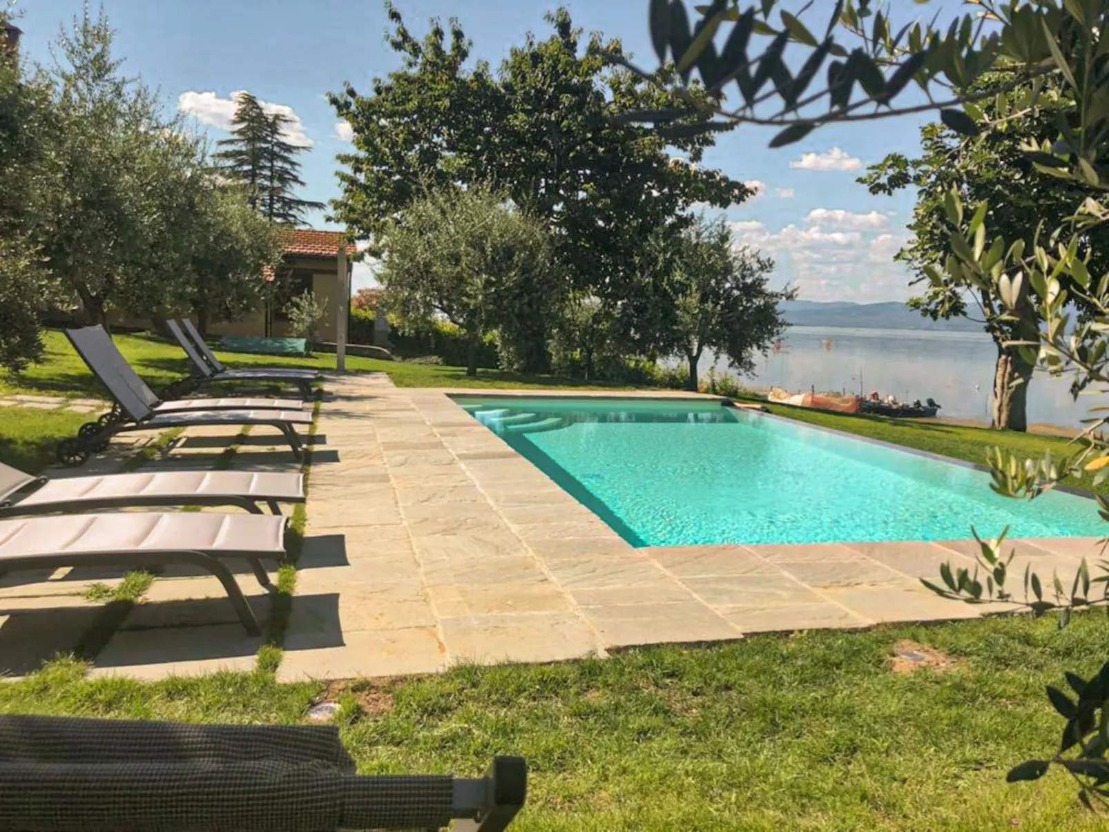 Wohnung in Magione mit Grill, Whirlpool und gemeinschaftlichem Pool