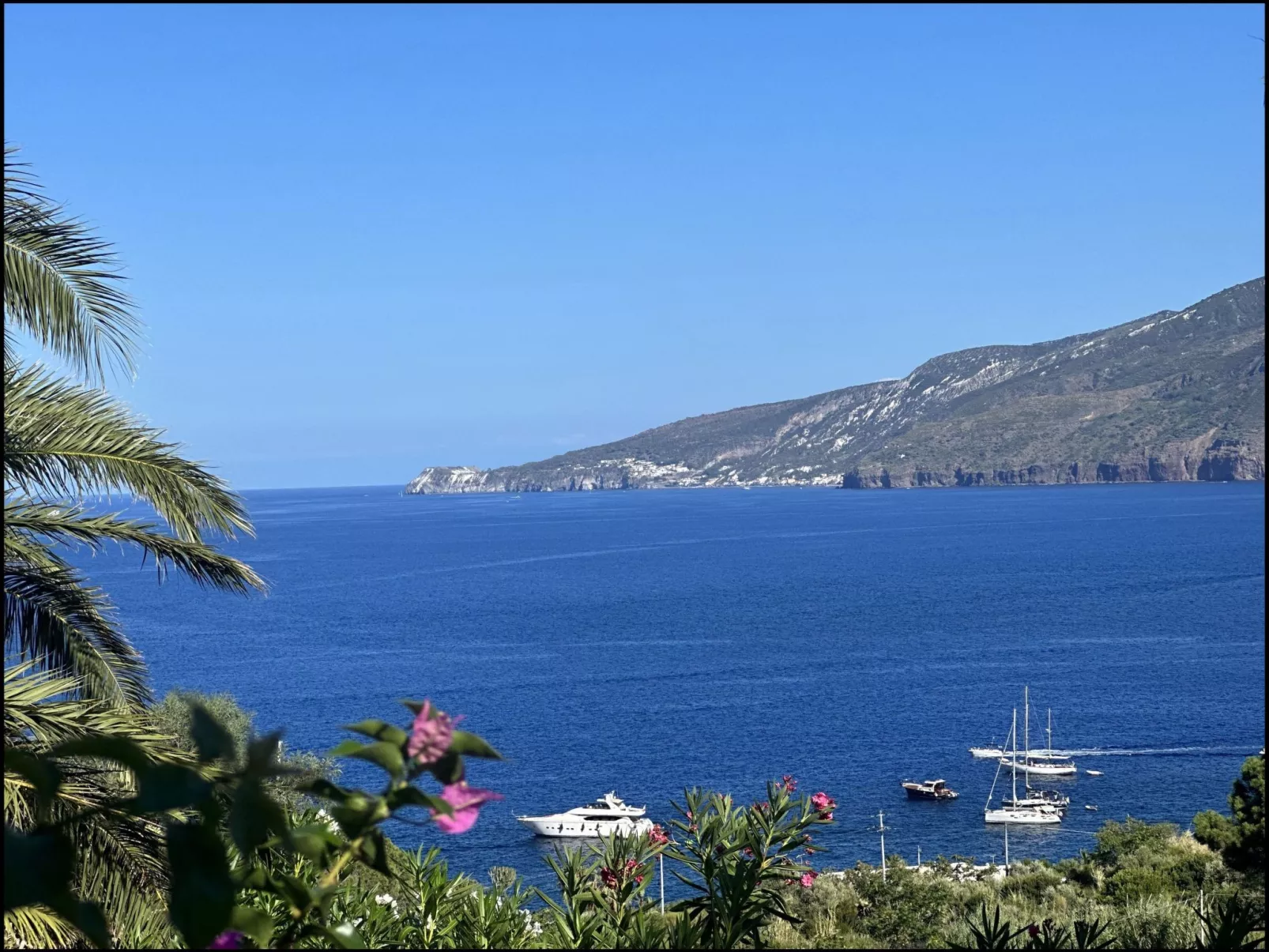 Villa in Panoramasprache, nur wenige Minuten vom Meer entfernt