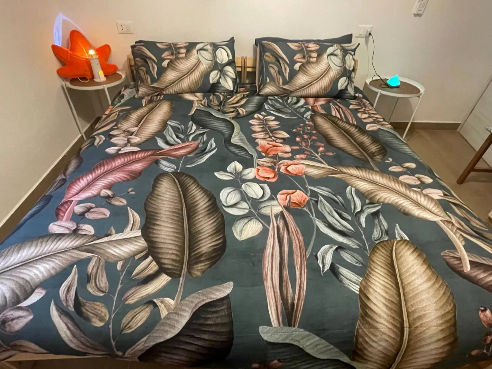 Flacher Strand und Zentrum, Privatparkplatz